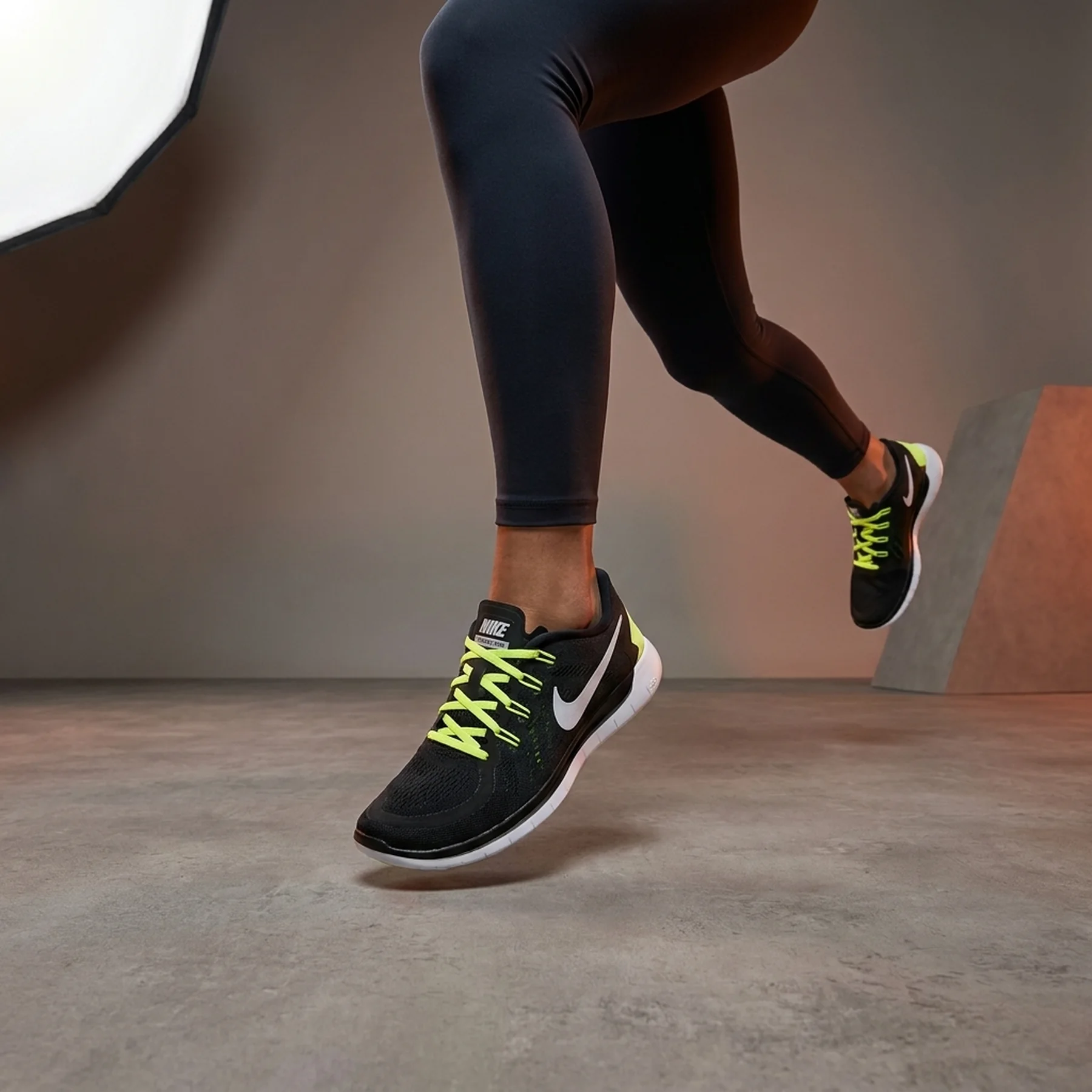 Кросівки жіночі Nike Youth Free 5.0 Flash (807595-013)