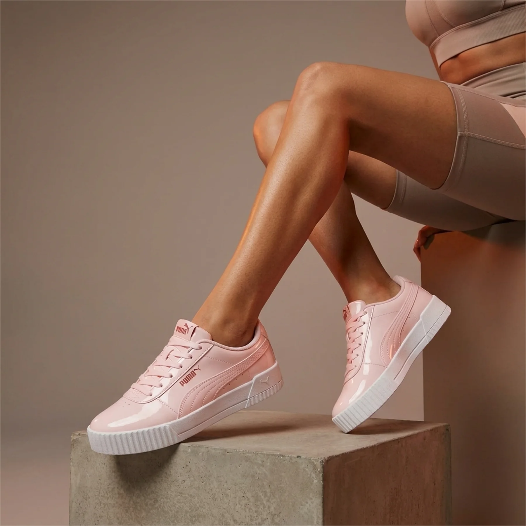 Кросівки жіночі Puma Carina (370912-05)