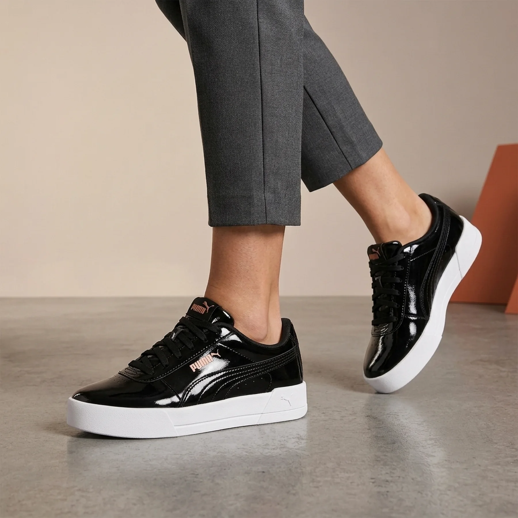 Кросівки жіночі Puma Carina P Black (370912-01)