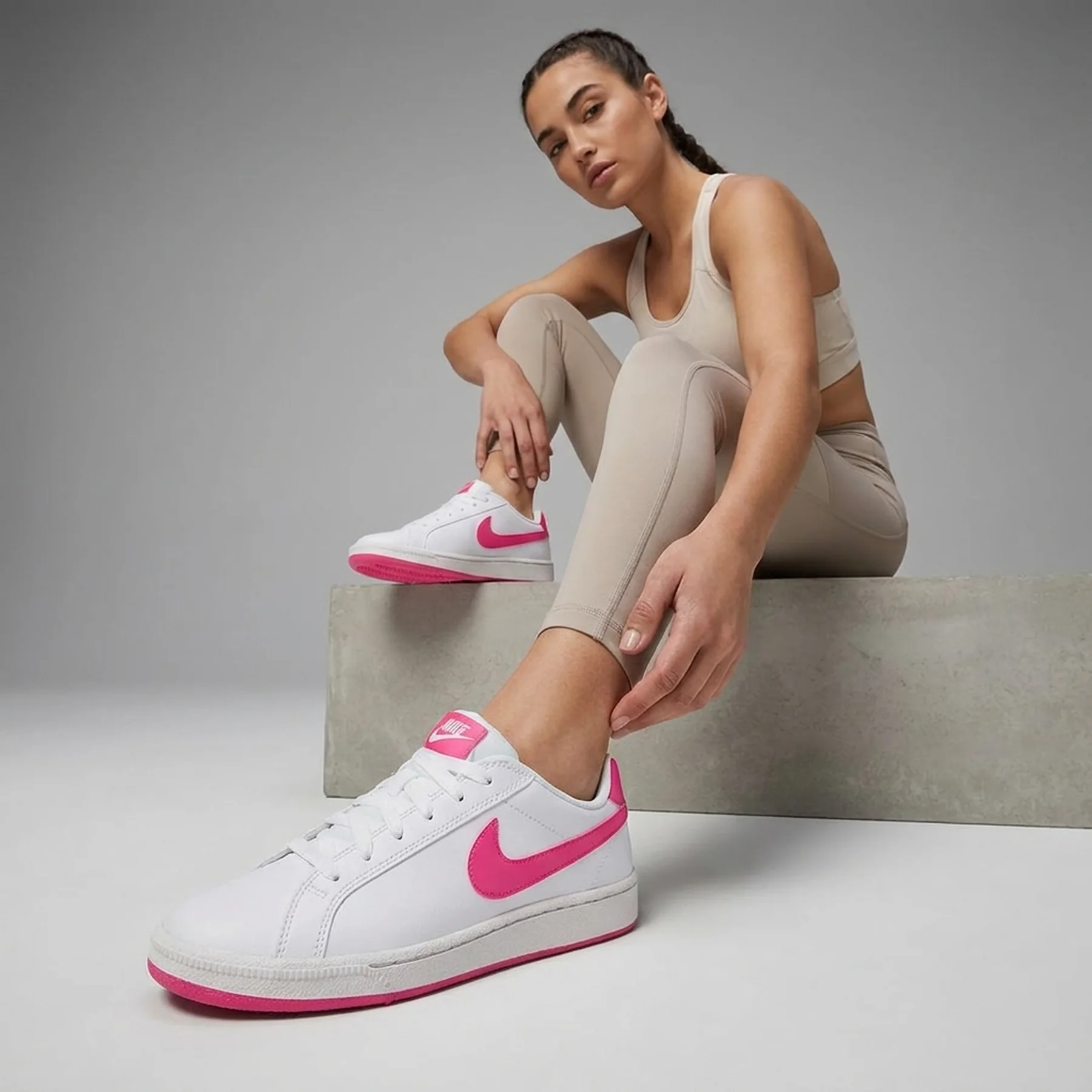 Кросівки жіночі Puma Court Majestic White/Pink (454256-113)