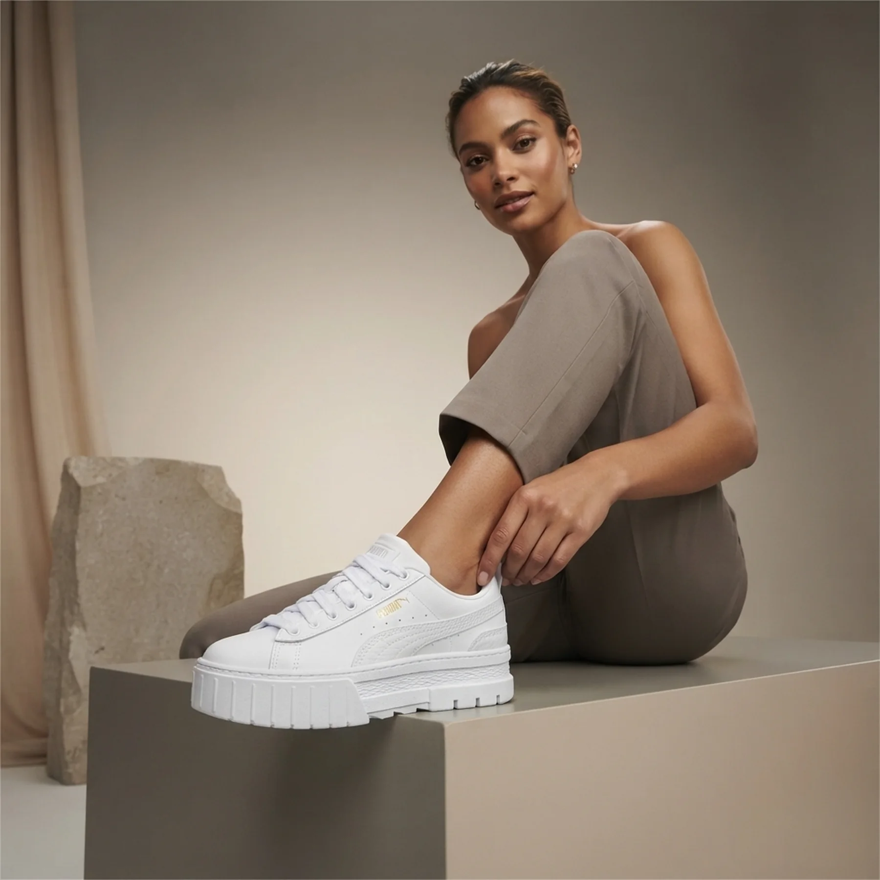 Кросівки жіночі Puma Mayze Classic Wns (38420901)