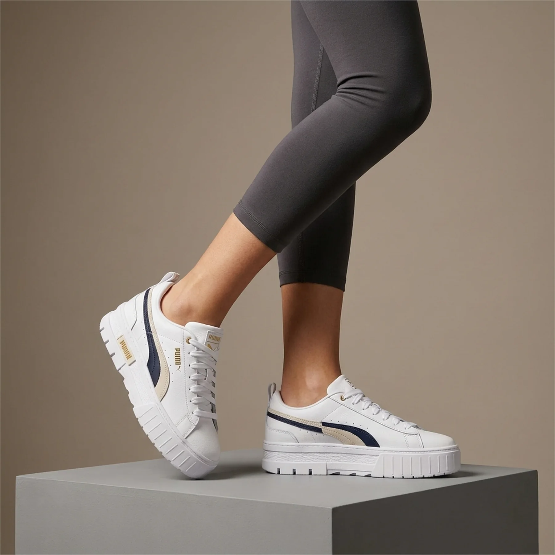 Кросівки жіночі Puma Mayze Classics (39857301)