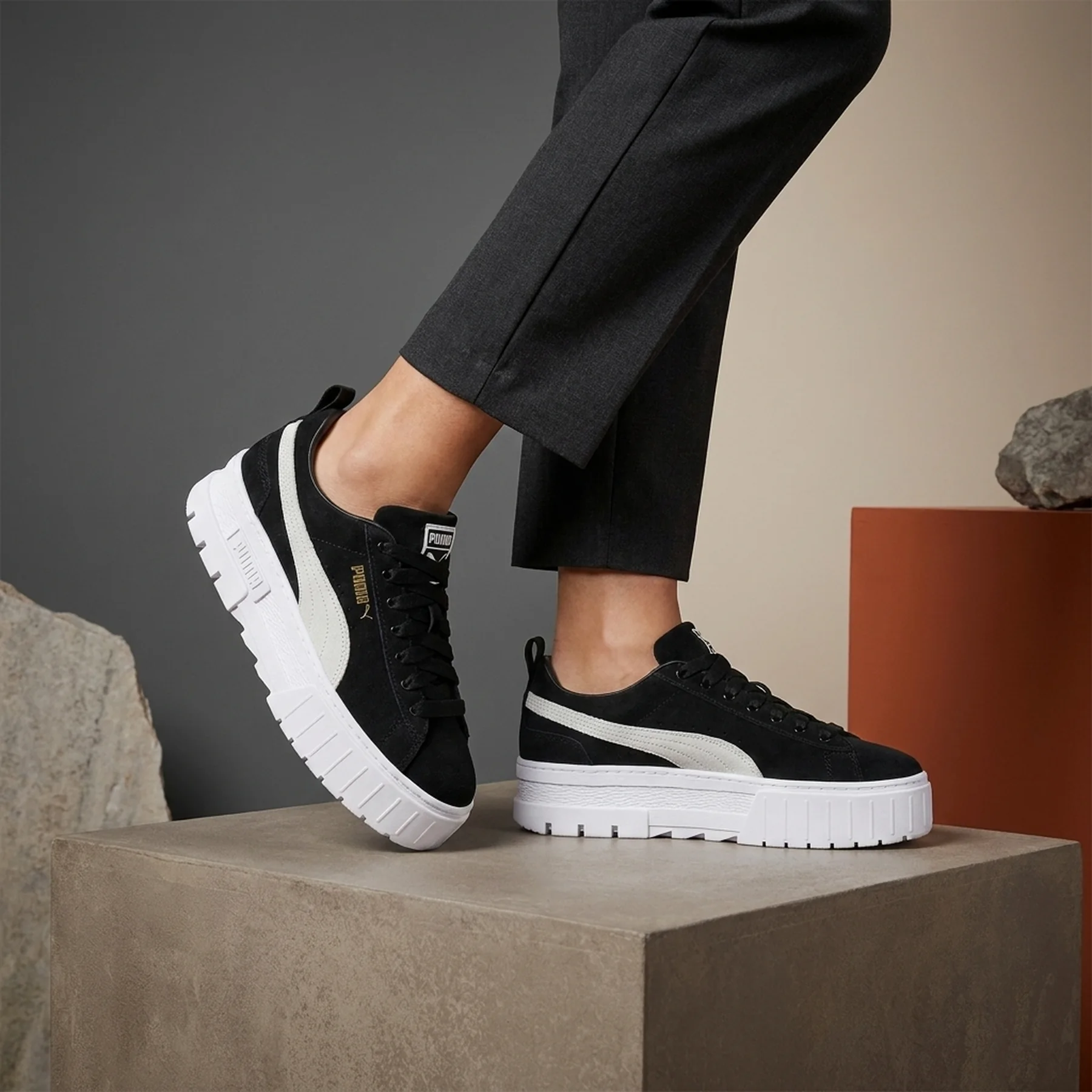Кросівки жіночі Puma Mayze