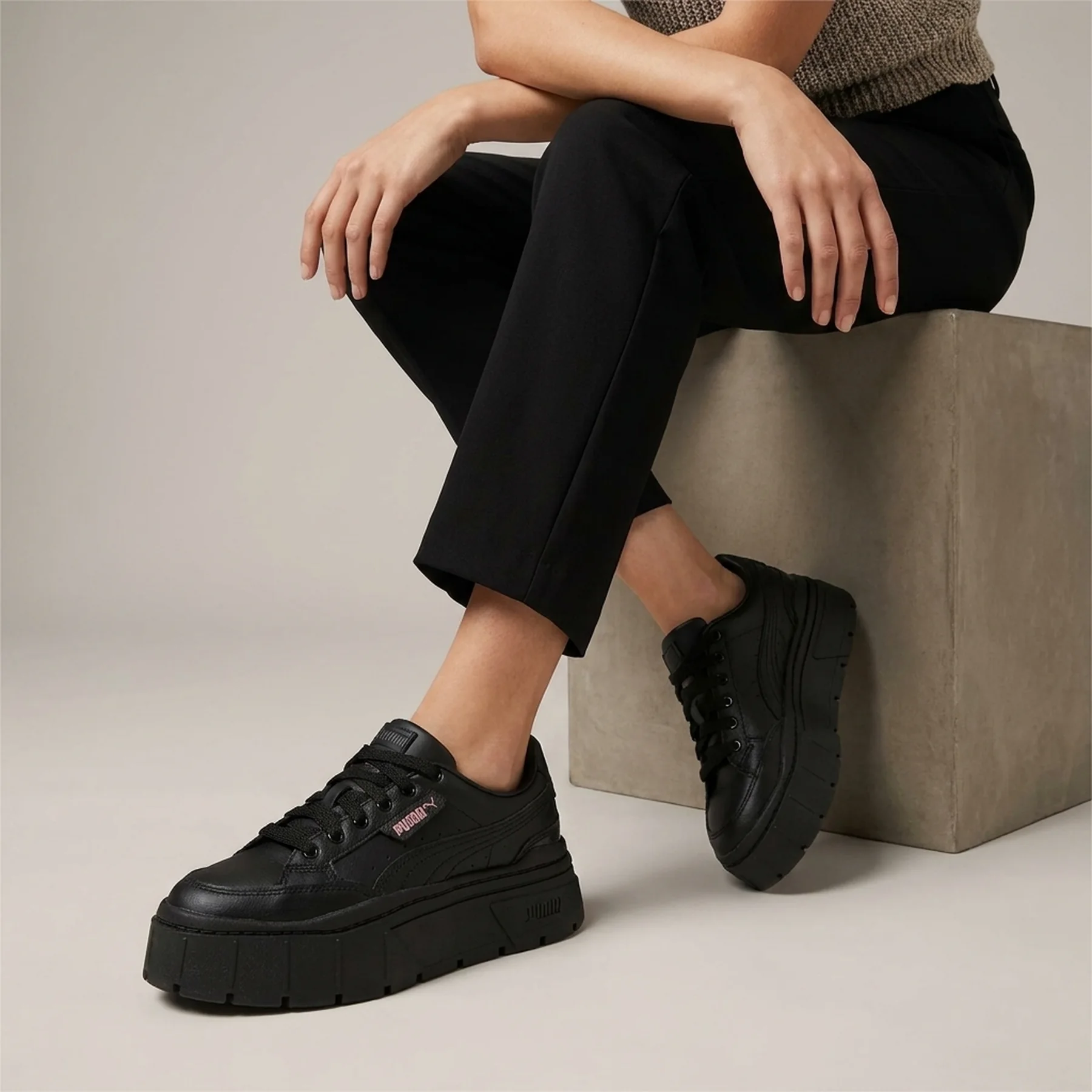 Кросівки жіночі Puma Mayze Stack Black (384412-02)