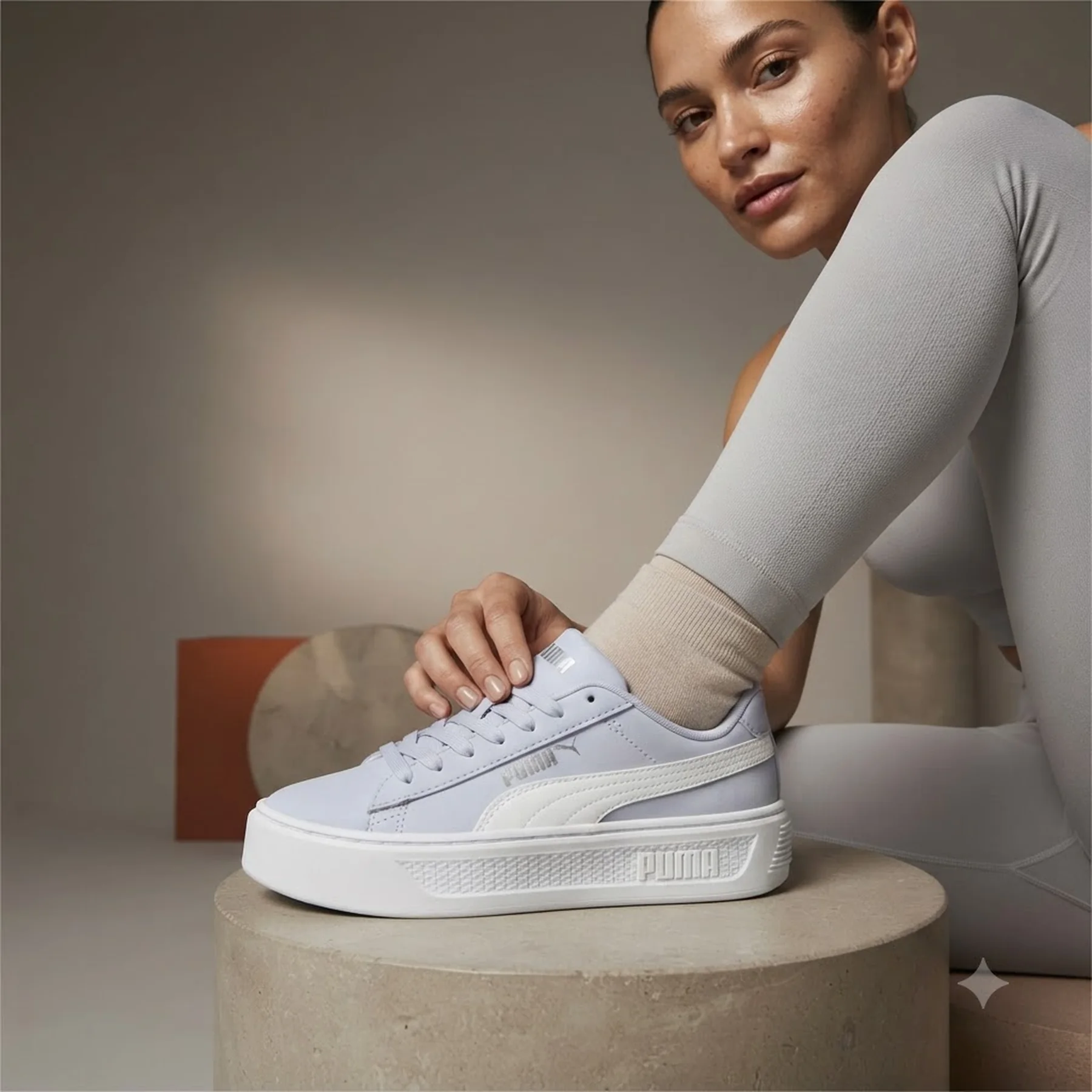 Кросівки жіночі Puma Smash Platform V3 (390758-20)