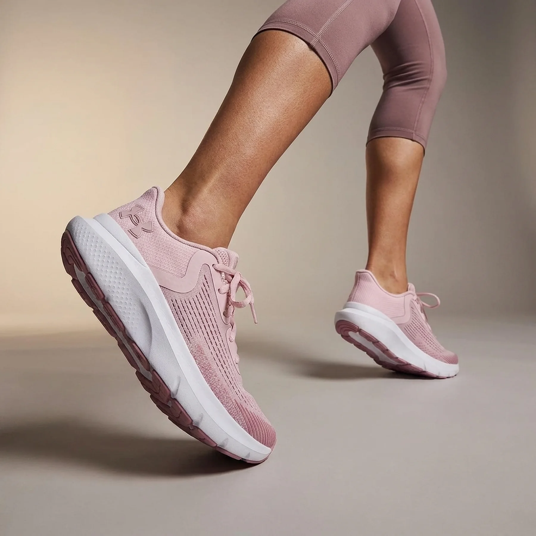 Кросівки жіночі Under Armour Charged Rogue 5 (3028262-647)