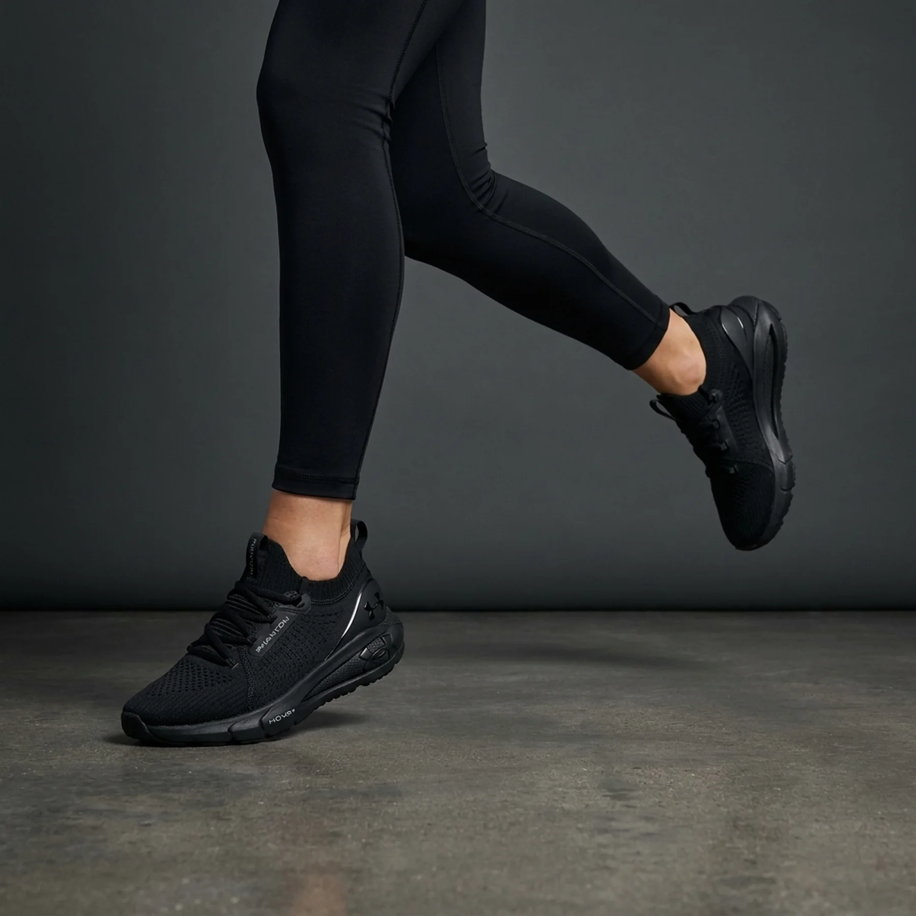 Кросівки жіночі Under Armour Phantom 4 Black (3027594-002)