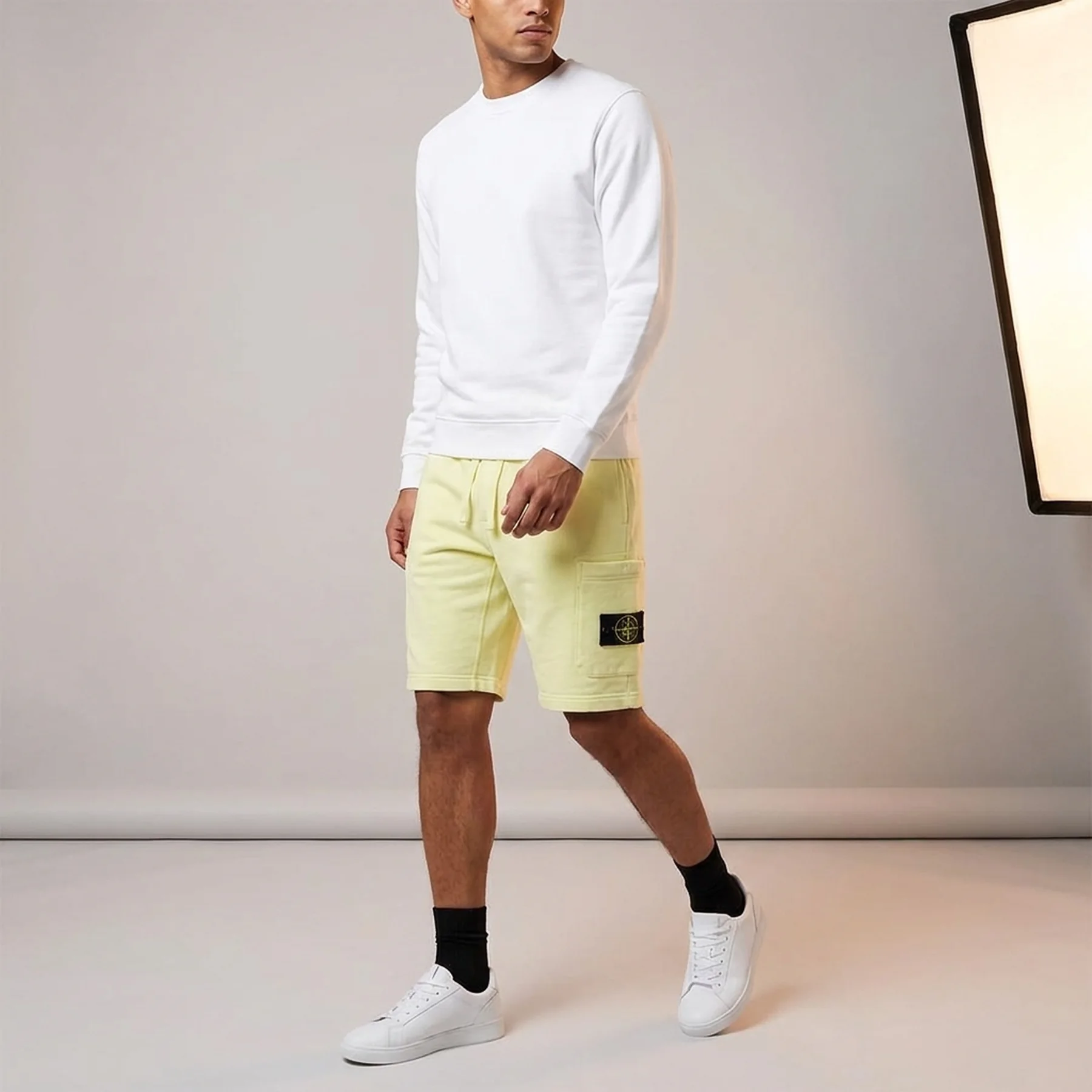 Крюнек Stone Island Yellow