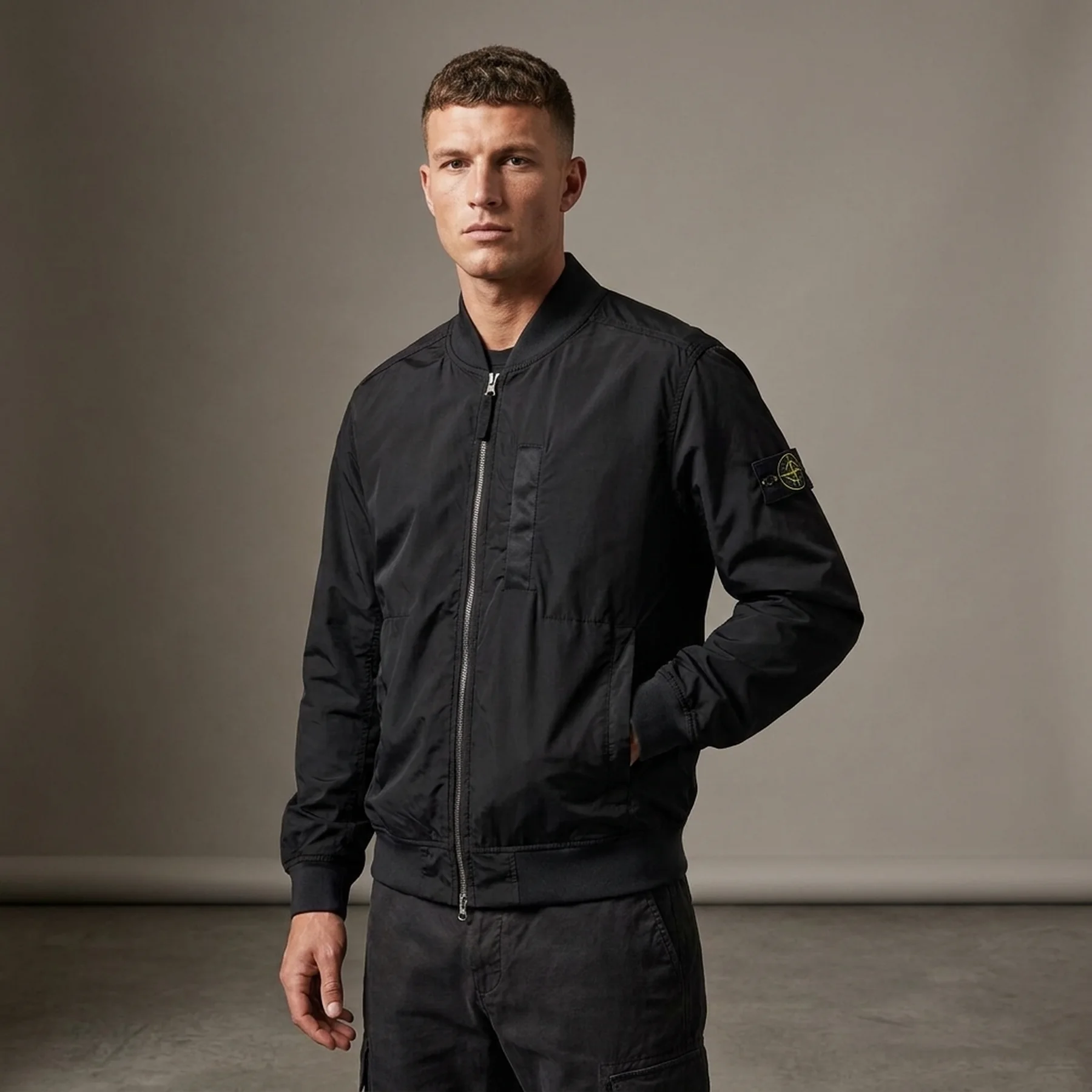 Куртка-бомбер Stone Island Logo Patch Zip 'Black'