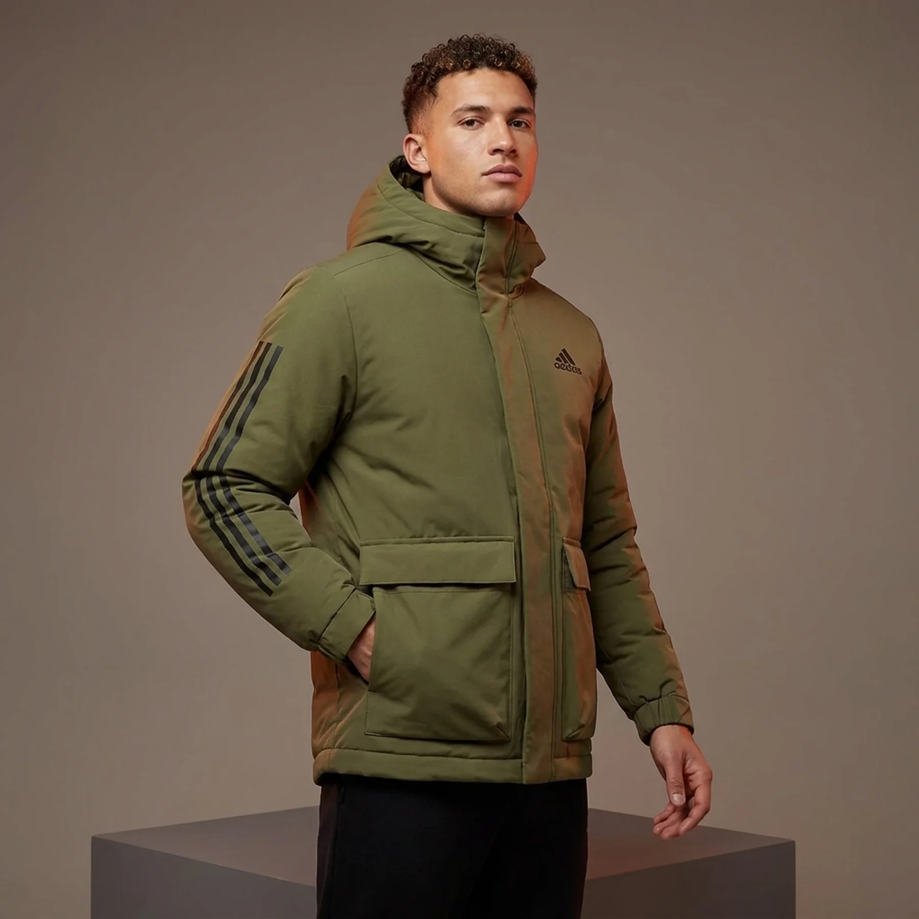 Куртка чоловіча Adidas Utilitas 3-Stripes (GT1691)