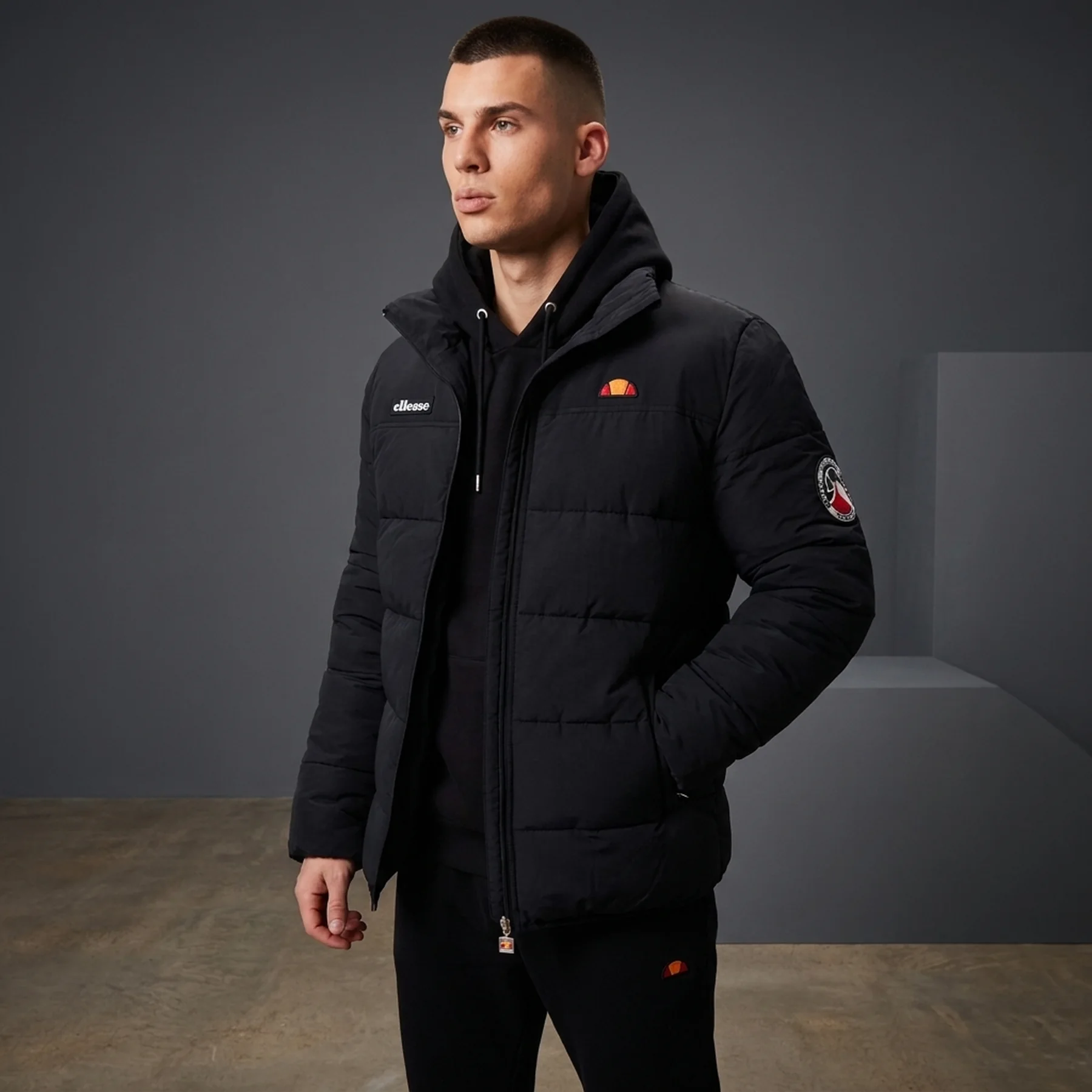 Куртка чоловіча Ellesse Nebula Padded (SHR12789-011)