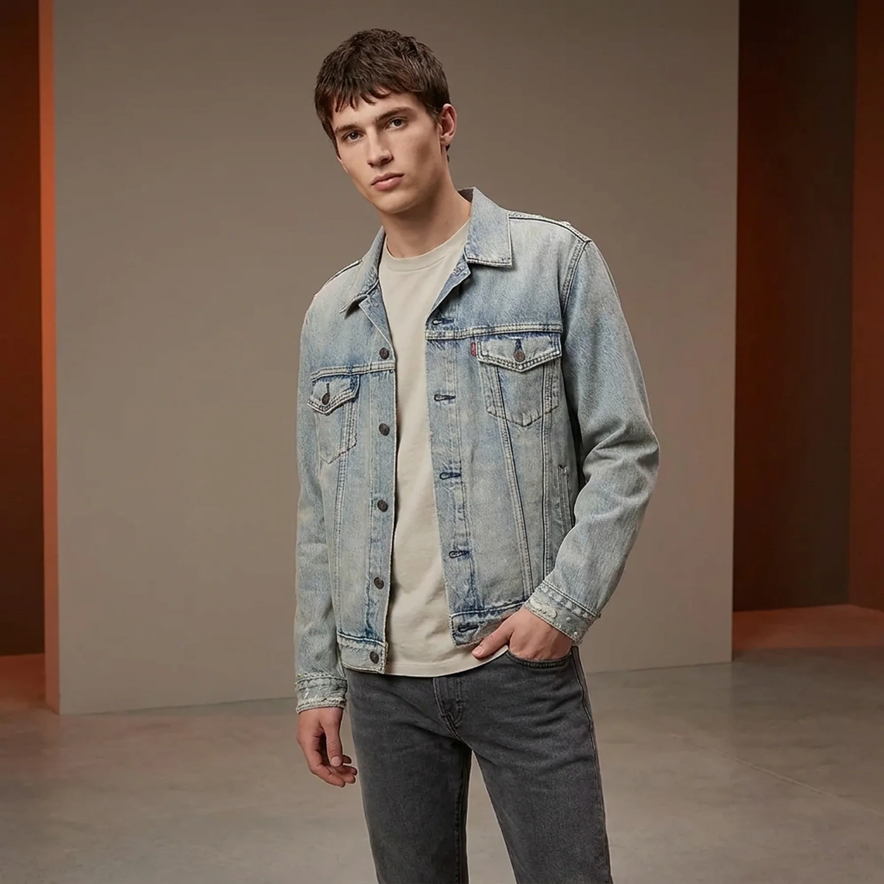 Куртка чоловіча Levi's Men's Light Destructed Trucker Jacket (723340631)