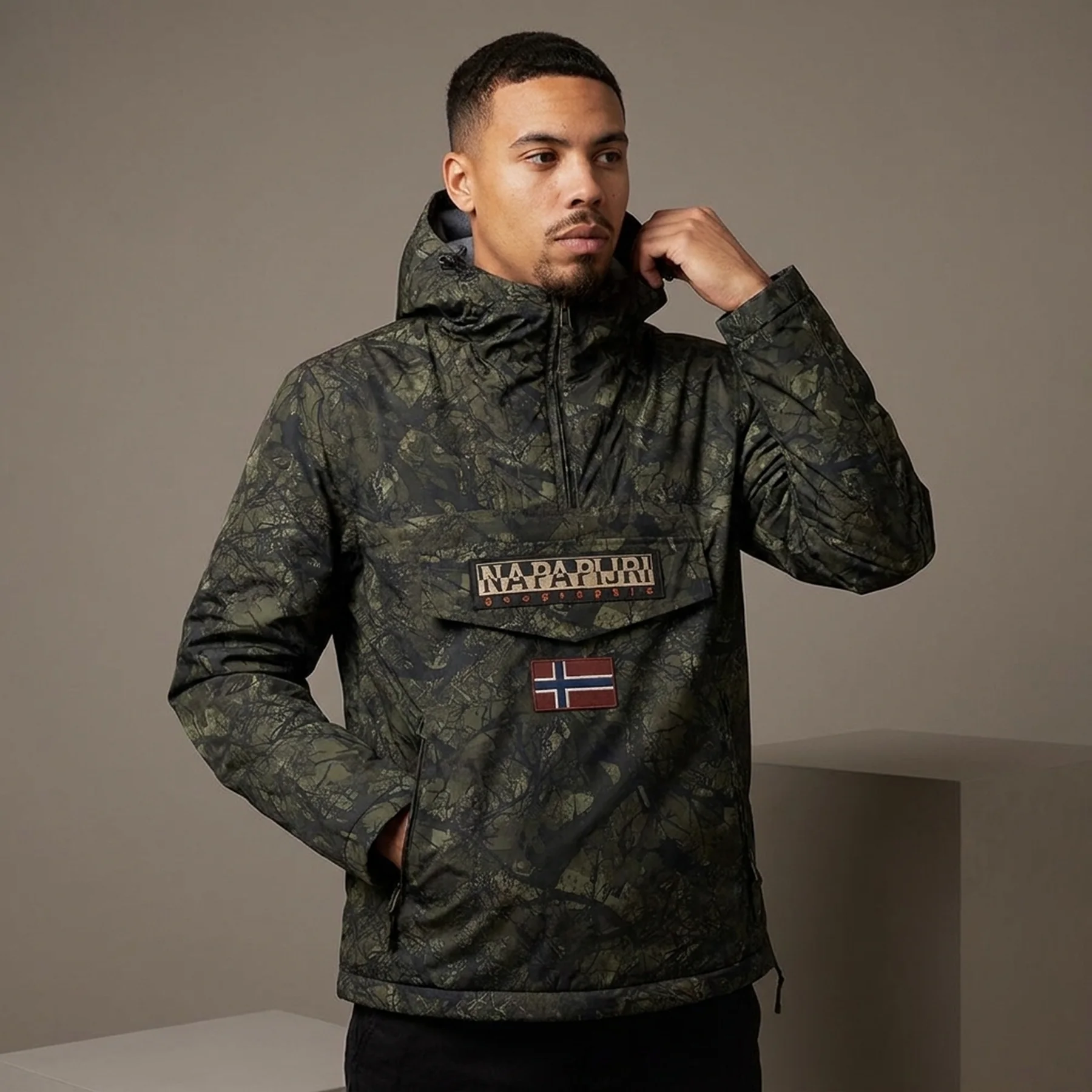 Куртка чоловіча Napapijri Camo Jacket