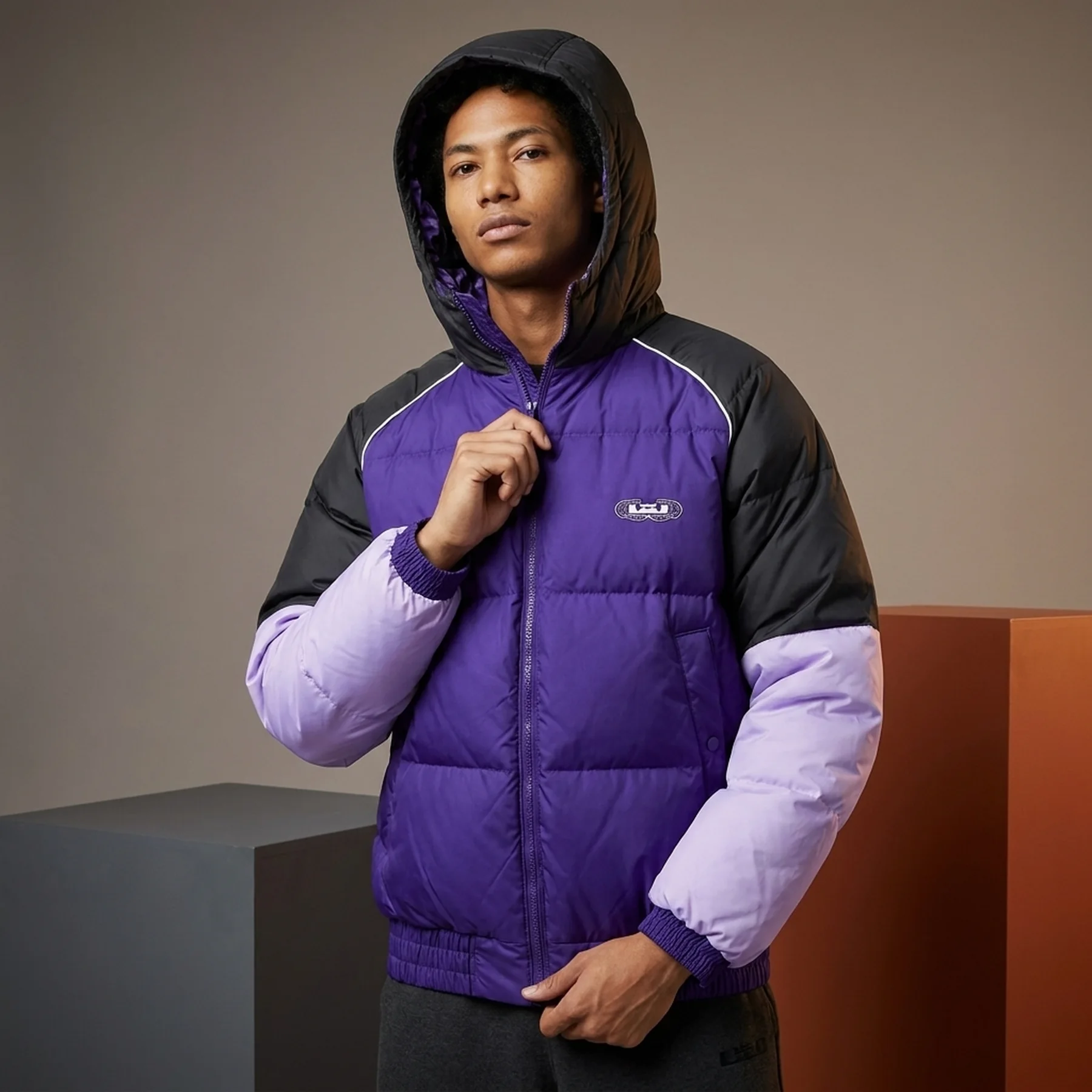 Куртка чоловіча Nike Lebron Mens Down Basketball Jacket Violet/Black (DQ6140-547)