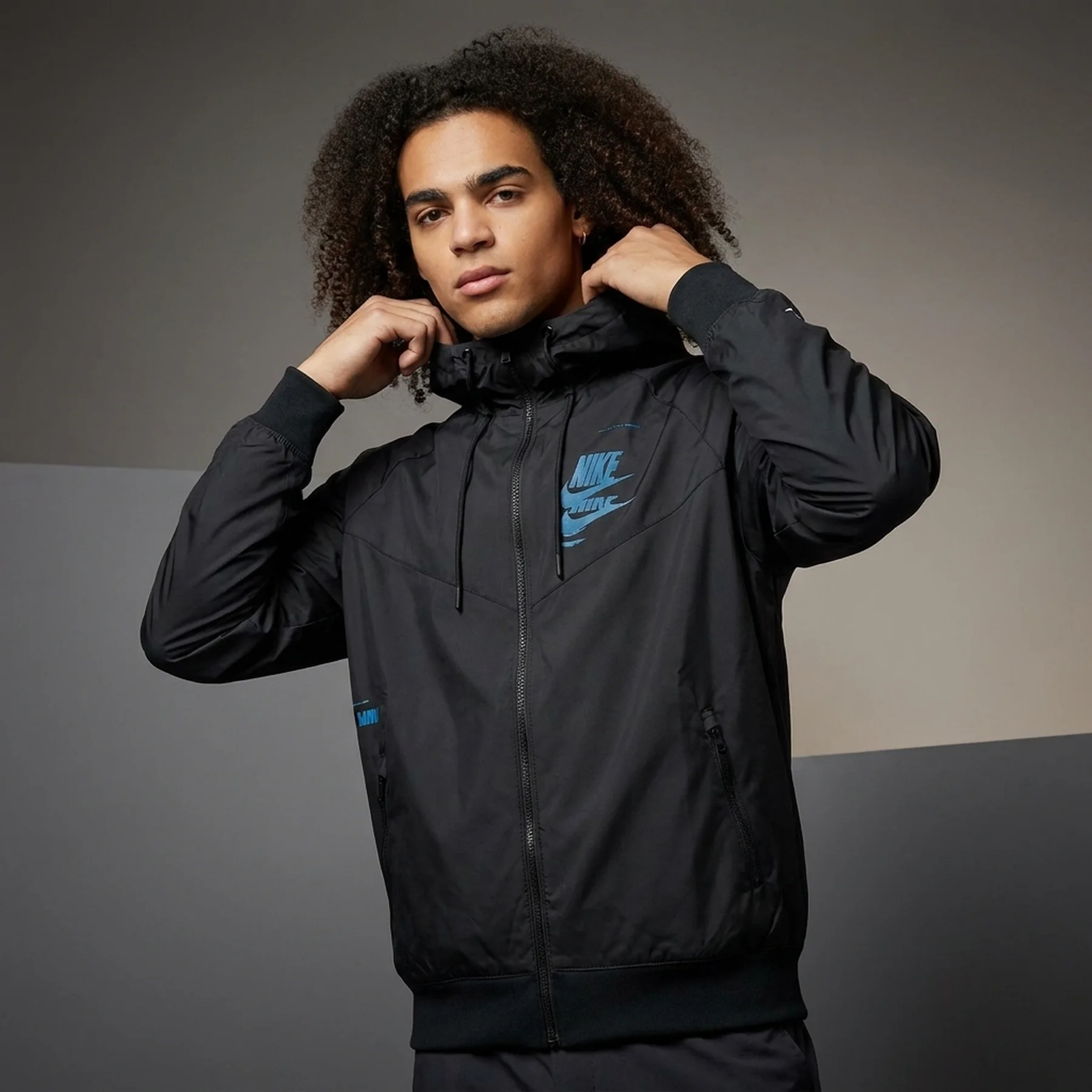 Куртка чоловіча Nike Nsw Spe+ Wvn Wr Jkt Mfta (DM6867-010)