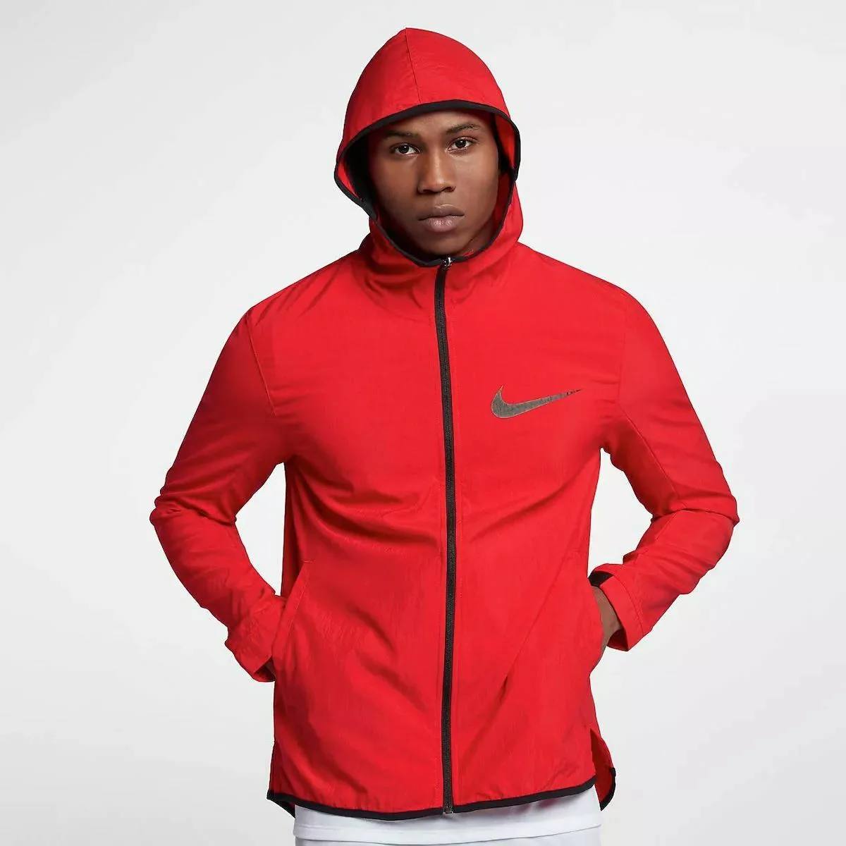 Куртка чоловіча Nike Shield Showtime Basketball Woven Hoodie Jacket (890666-657)