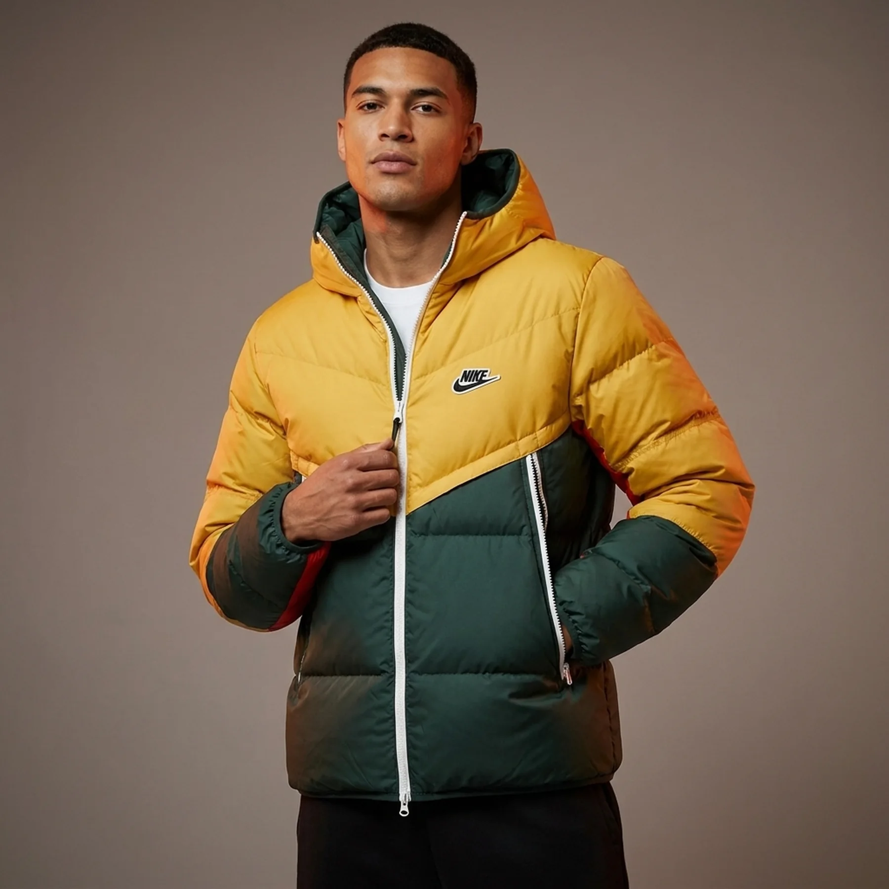 Куртка чоловіча Nike Sportswear Down-Hill Windrunner (CU4404-700)