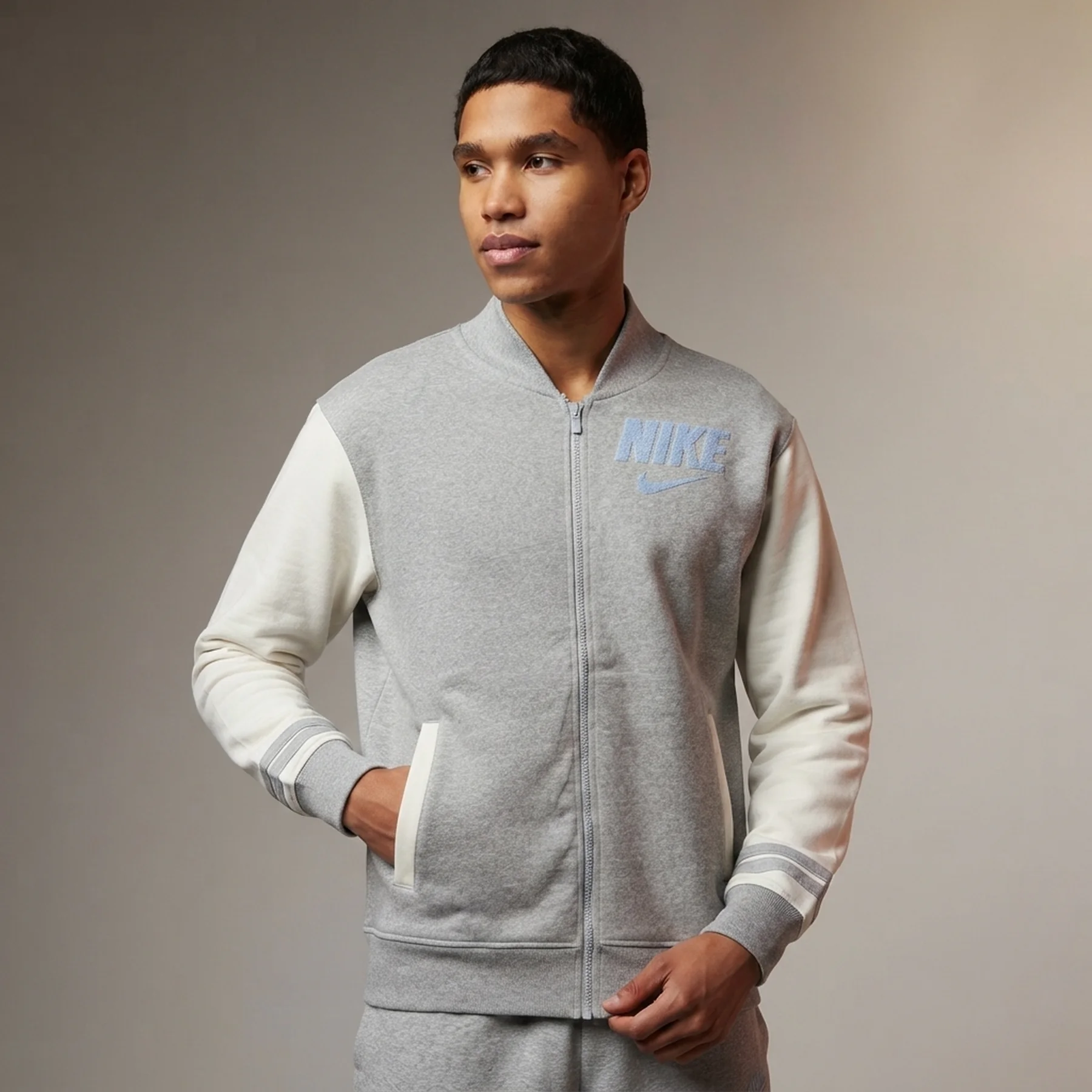 Куртка чоловіча Nike Sportswear Fleece Varsity Jacket (FD0479-063)