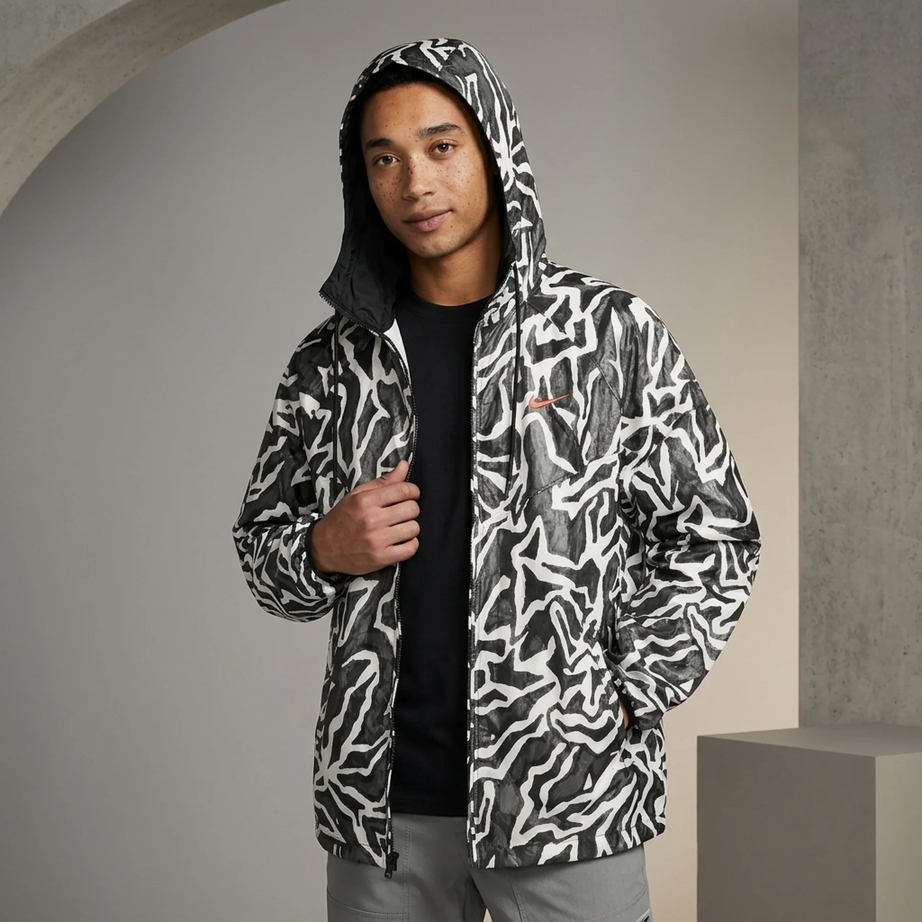 Куртка чоловіча Nike Sportswear Trend (DX0035-060)