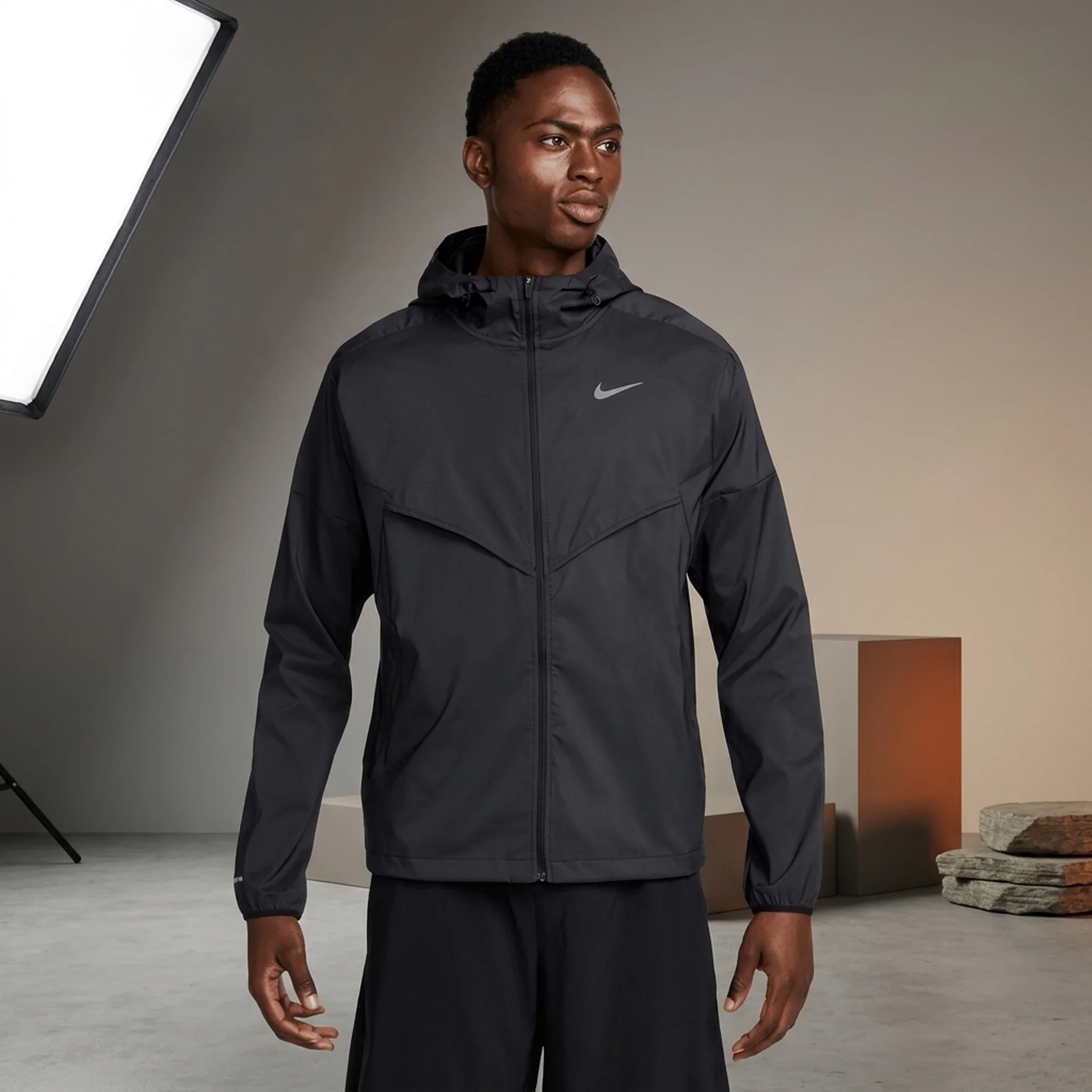 Куртка чоловіча Nike Windrunner Black (FB7540-010)