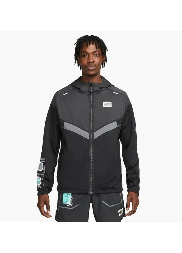 Куртка чоловіча Nike Windrunner D.Y.E. Running Jacket (DR2827-010)