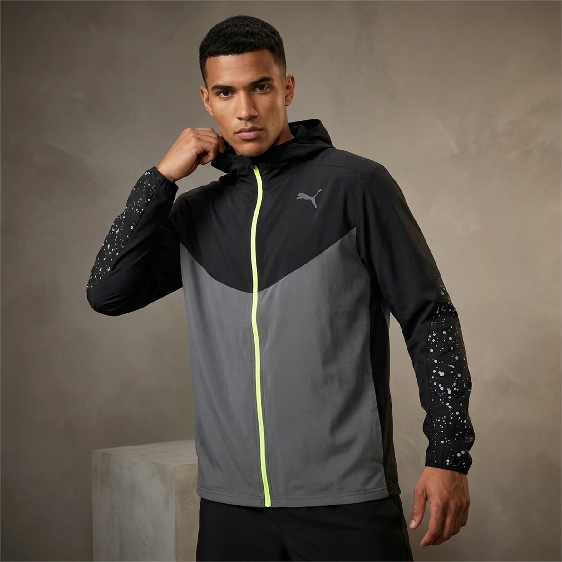 Куртка чоловіча Puma Reflective Printed Woven Running Jacket (522409-15)