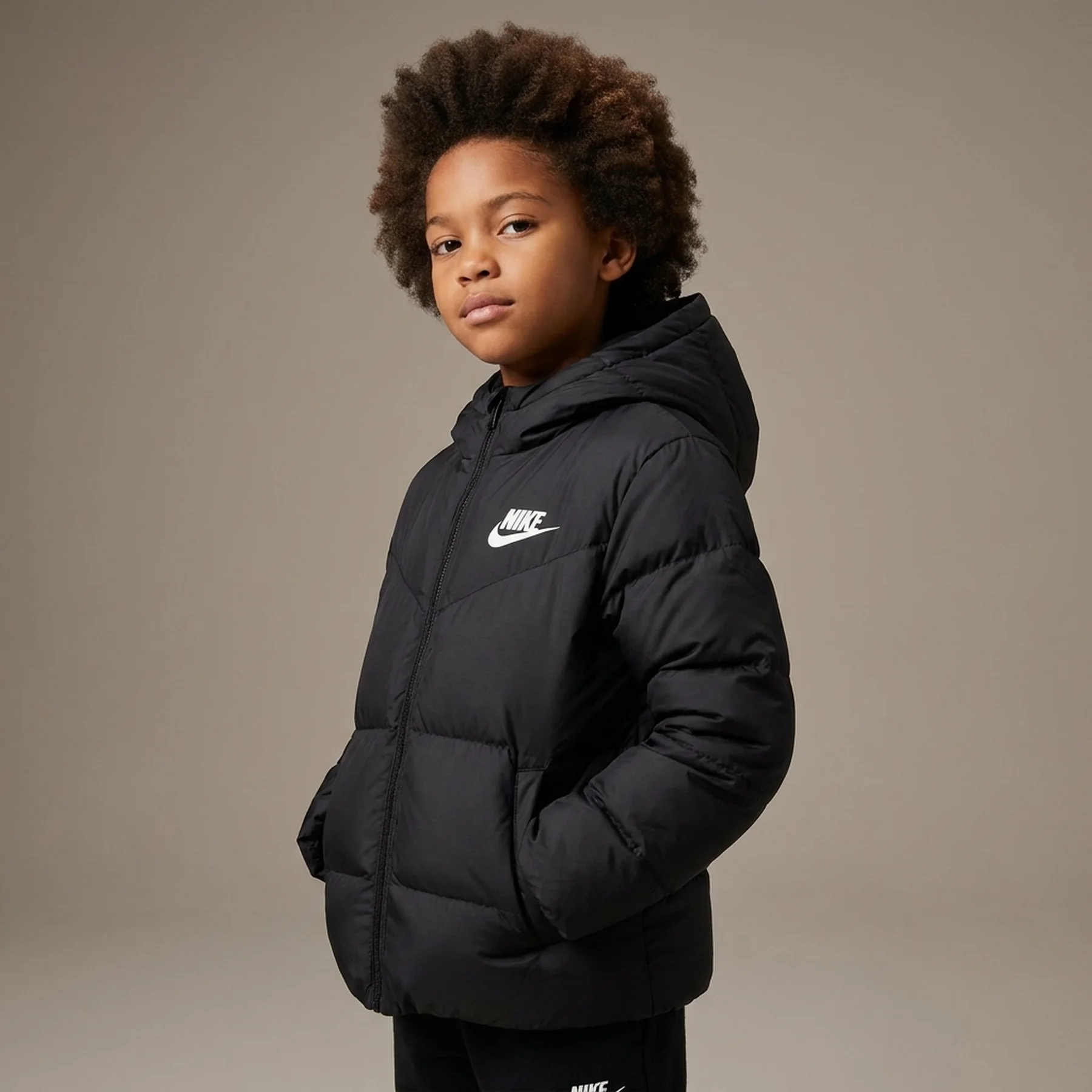 Куртка дитяча Nike Sportswear Lightweight Older Kids' Loose Hooded Jacket (FD2845-010)