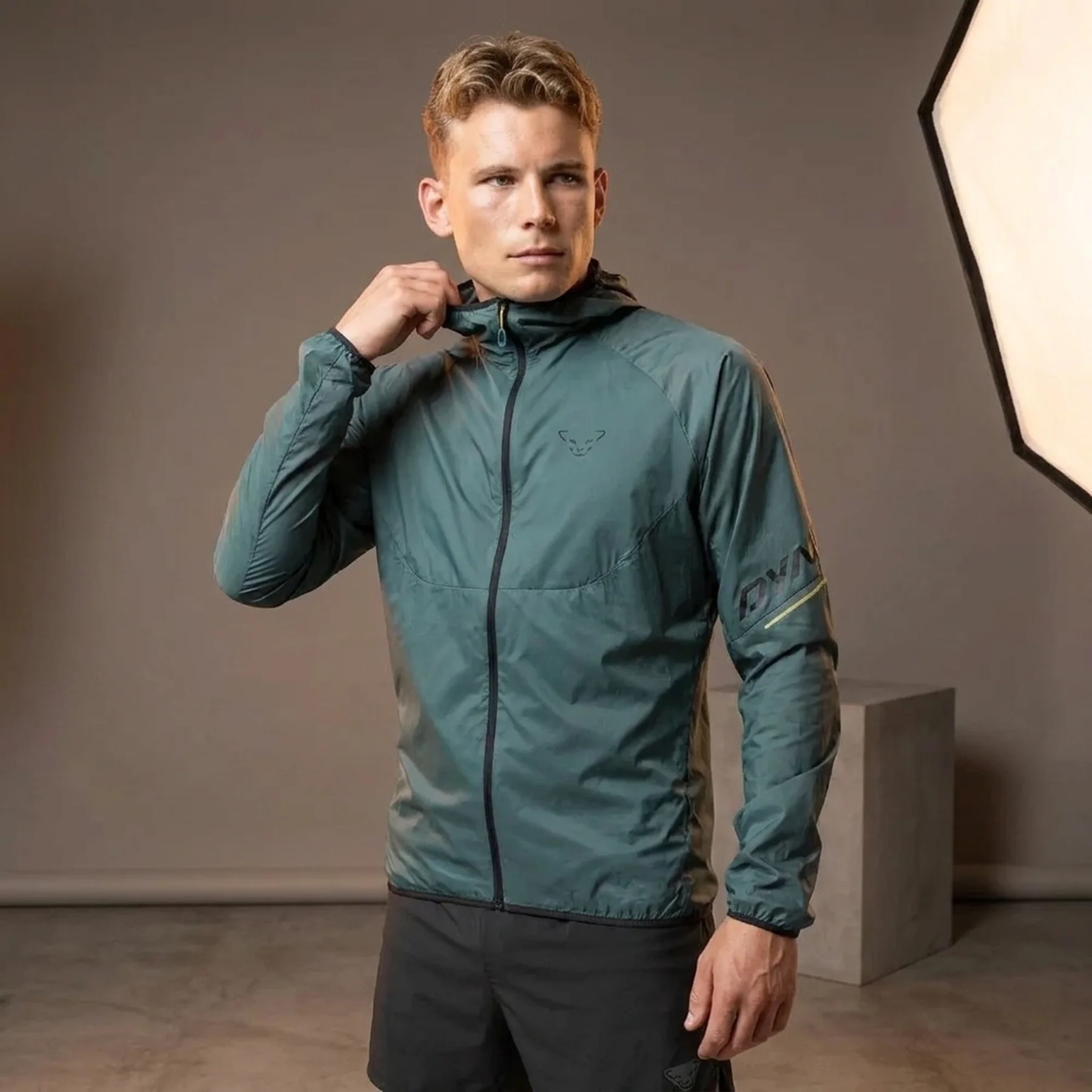 Куртка Dynafit Vert Wind Jacket Mns