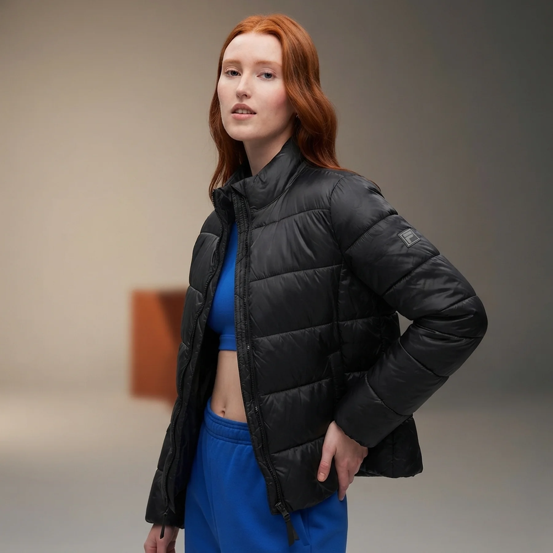 Куртка LIGHTWEIGHT LOGO PUFFER JACKET 724309-02 GAP L Чорний