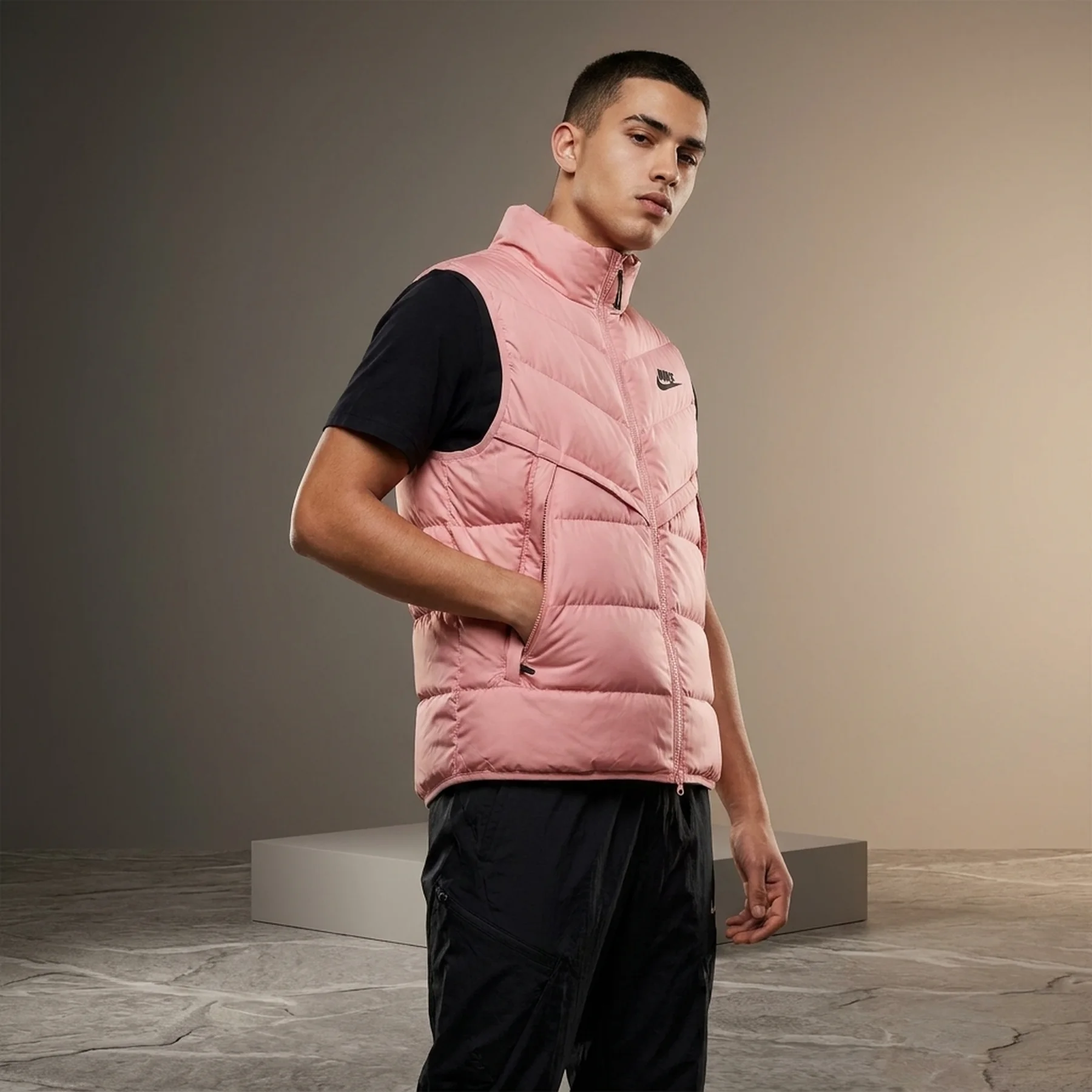 Куртка підліткова Nike Nsw Snyfl Vest Pink (DX1296-663)