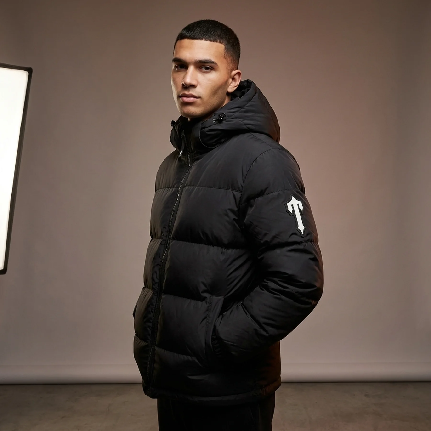 Куртка Trastar It's A Secret Hooded Puffer Black