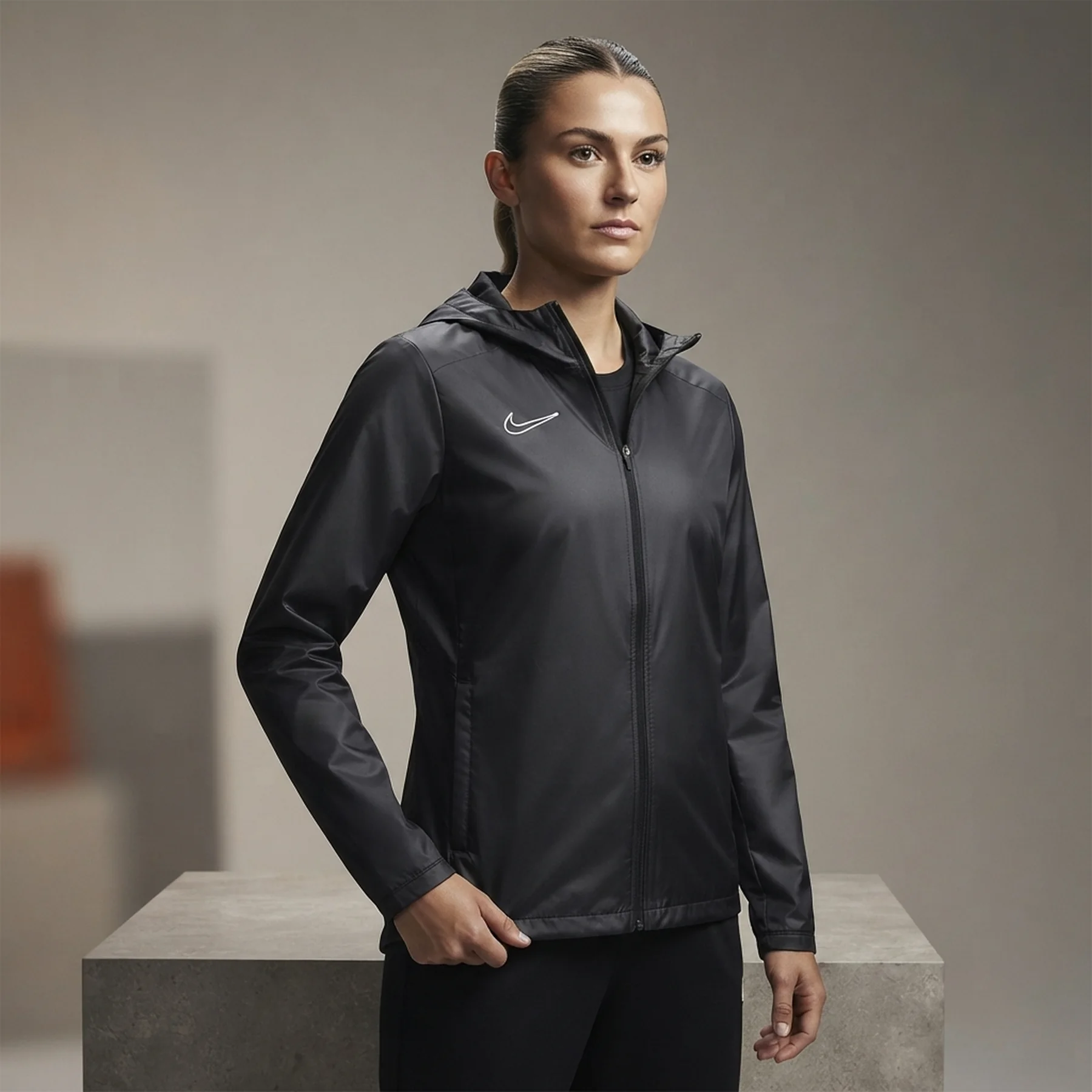 Куртка жіноча Nike Academy 25 Storm-Fit Rain Jacket (FZ9860-010)