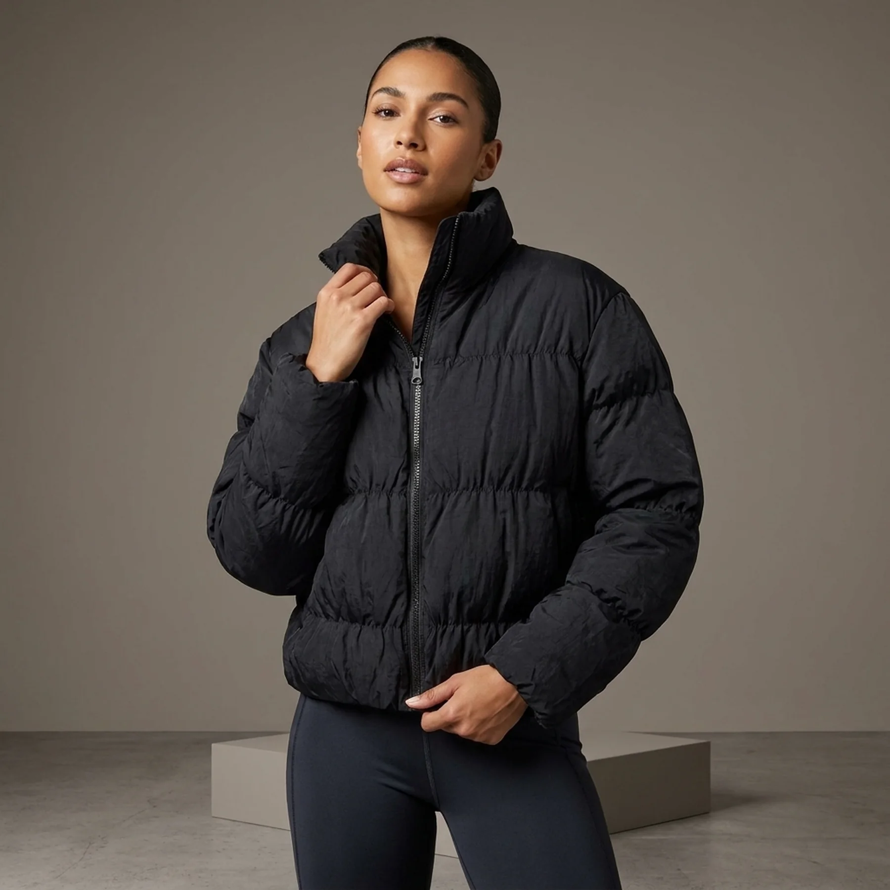 Куртка жіноча Jordan Puffer Jacket (FB5149-010)