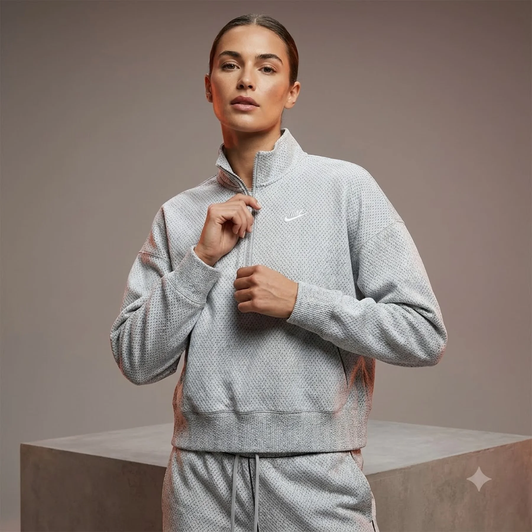 Куртка жіноча Nike Forward Jacket Women's 1/4-Zip Jacket (DQ6999-084)