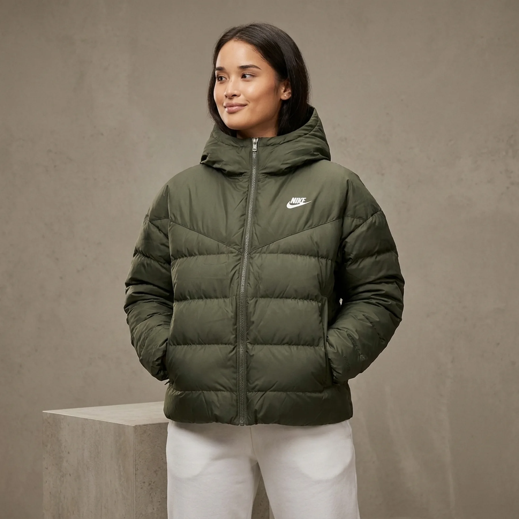 Куртка жіноча Nike Sportswear Storm-Fit Windrunner Down Hooded Jacket Green (DQ5903-222)