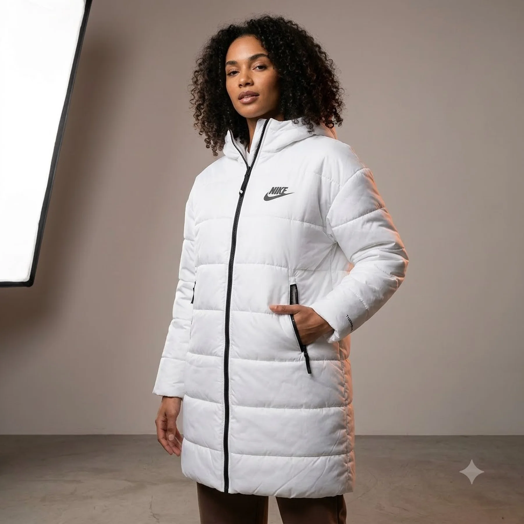 Куртка жіноча Nike Sportswear Therma-Fit Repel Women's Synthetic-Fill Hooded Jacket (DX1798-121)