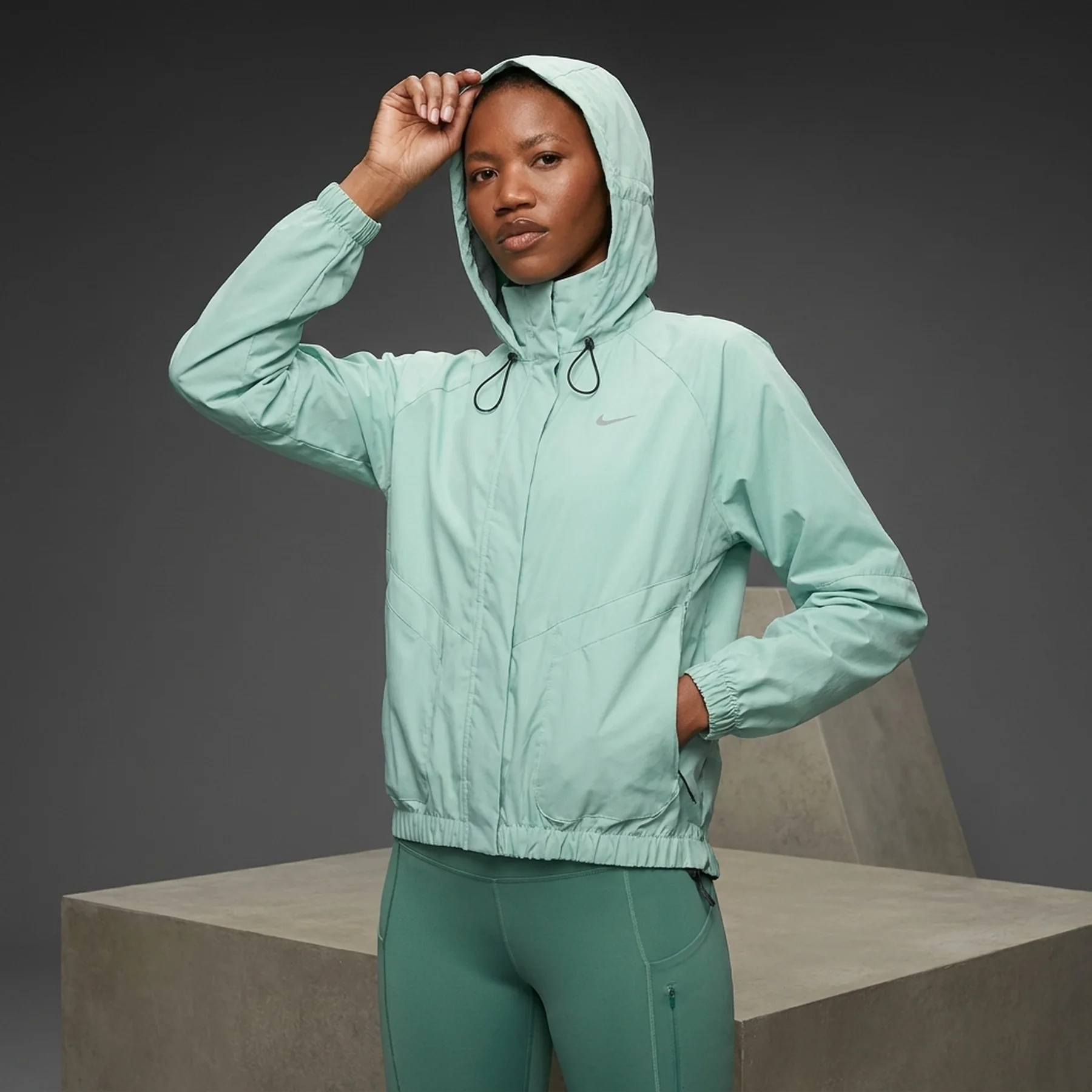 Куртка жіноча Nike Swift Sf Jkt (FB7492-309)