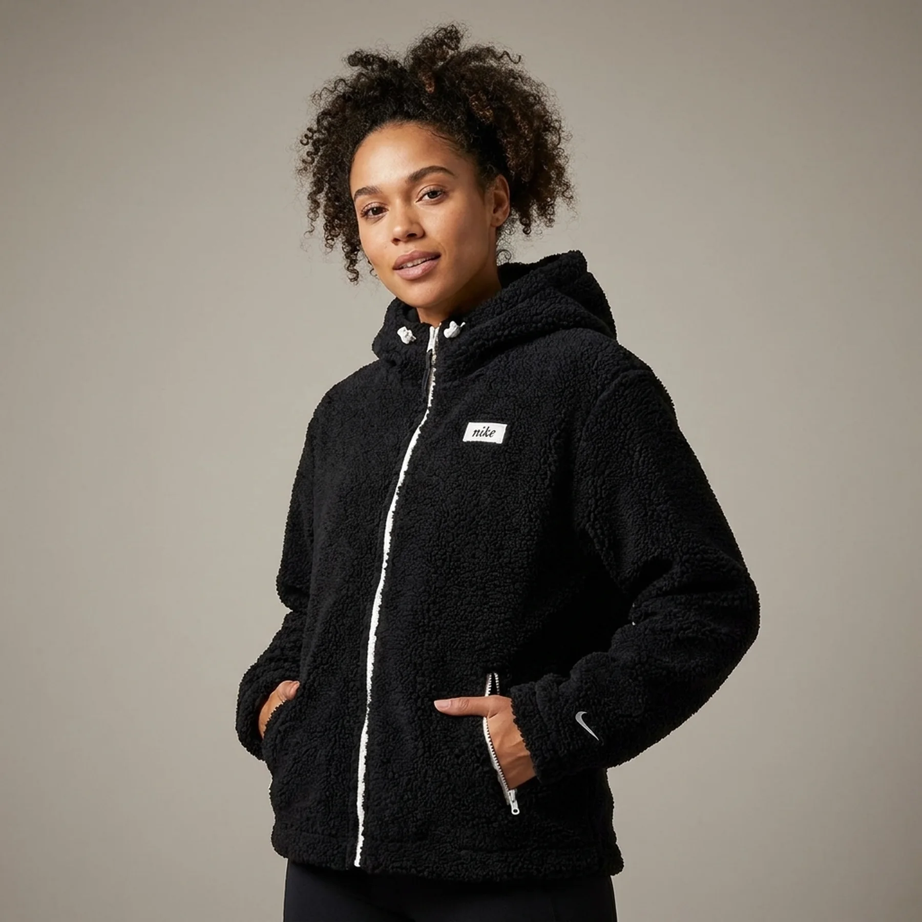 Куртка жіноча Nike Thermo-Fit Full-Zip Hoodie (DQ6268-010)
