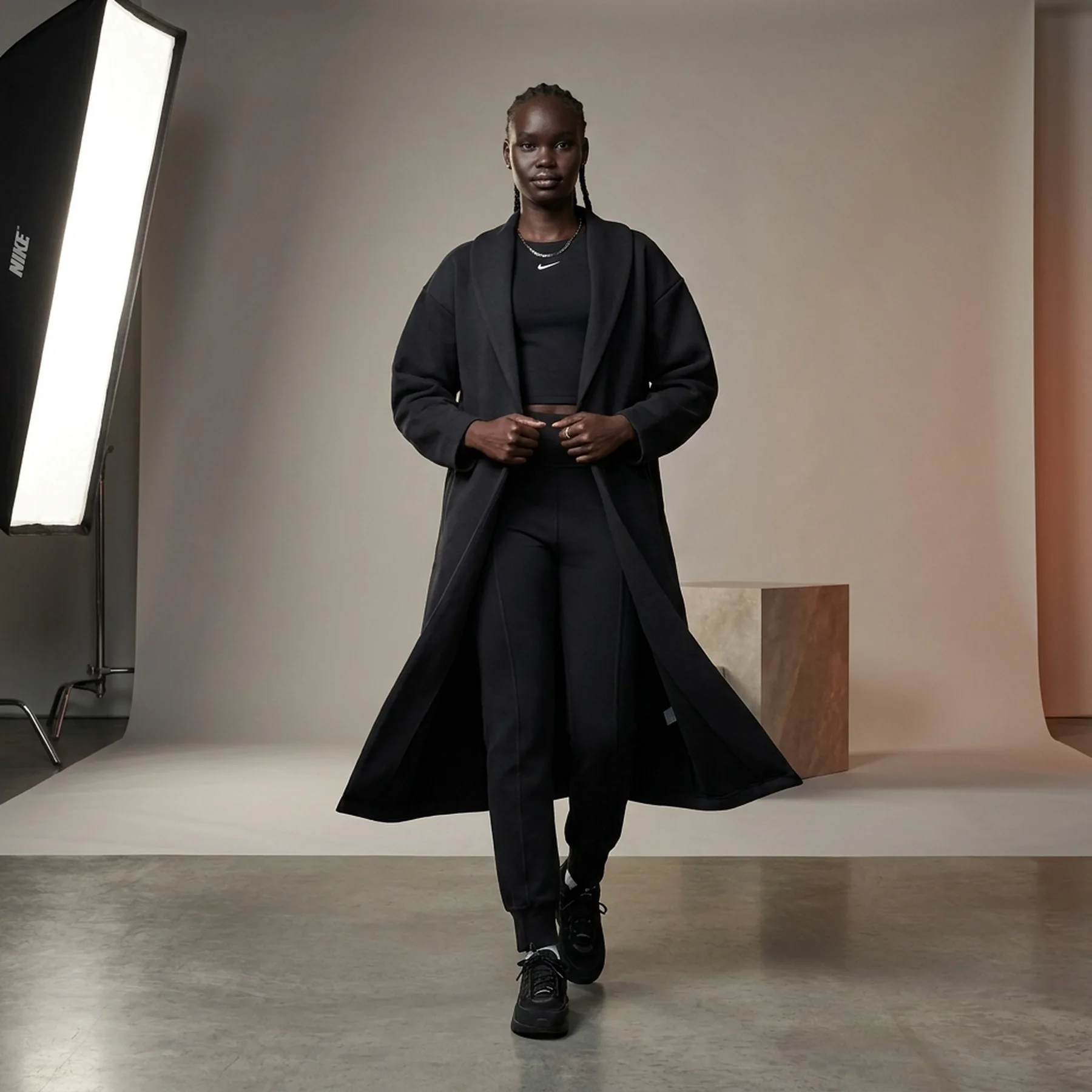 Куртка жіноча Nike W Nsw Tch Flc Os Duster (FQ2602-010)