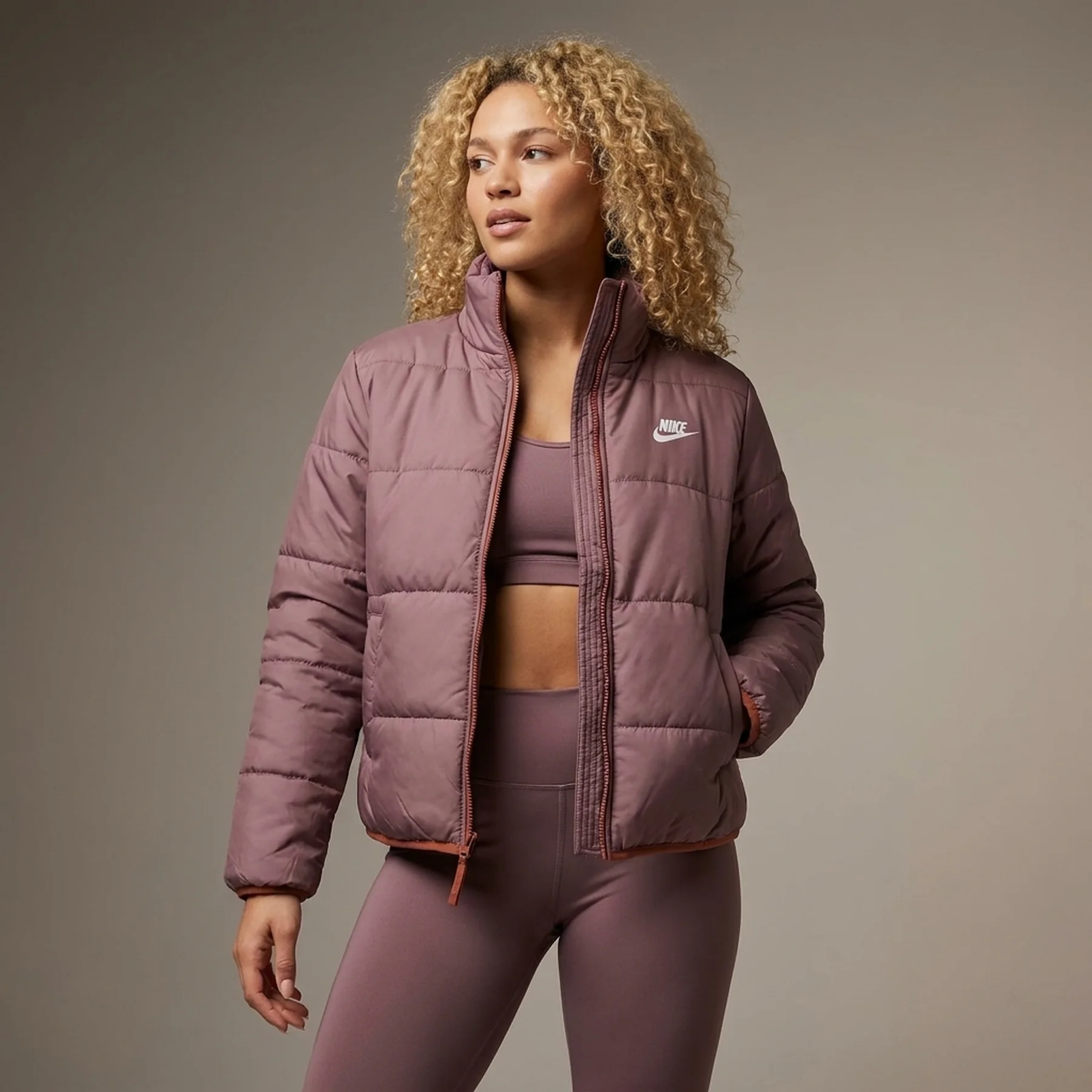 Куртка жіноча Nike W Nsw Tf Synfl Nk Clsc Pfr (FZ5899-226)