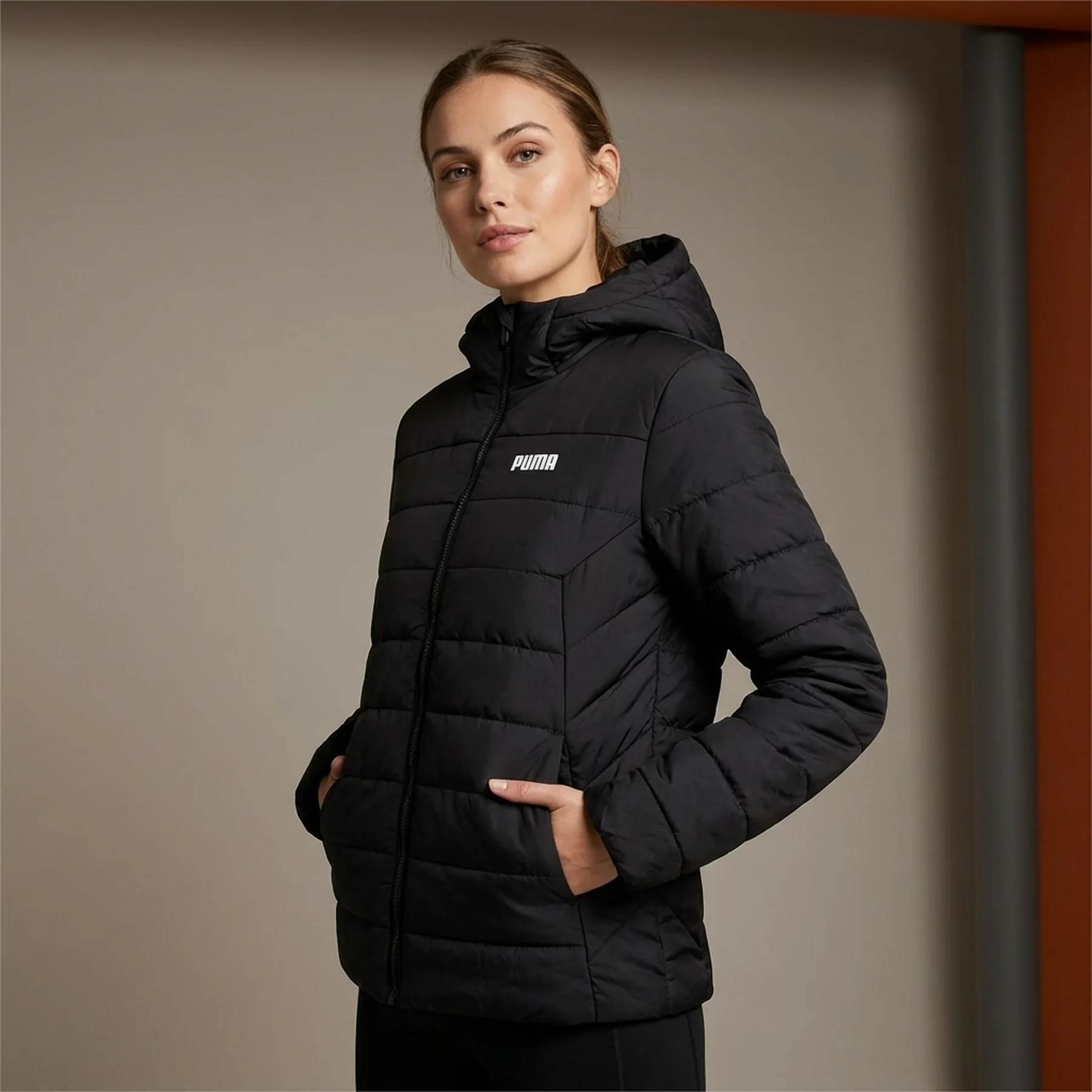 Куртка жіноча Puma Essentials Logo Padded Black (688337-01)