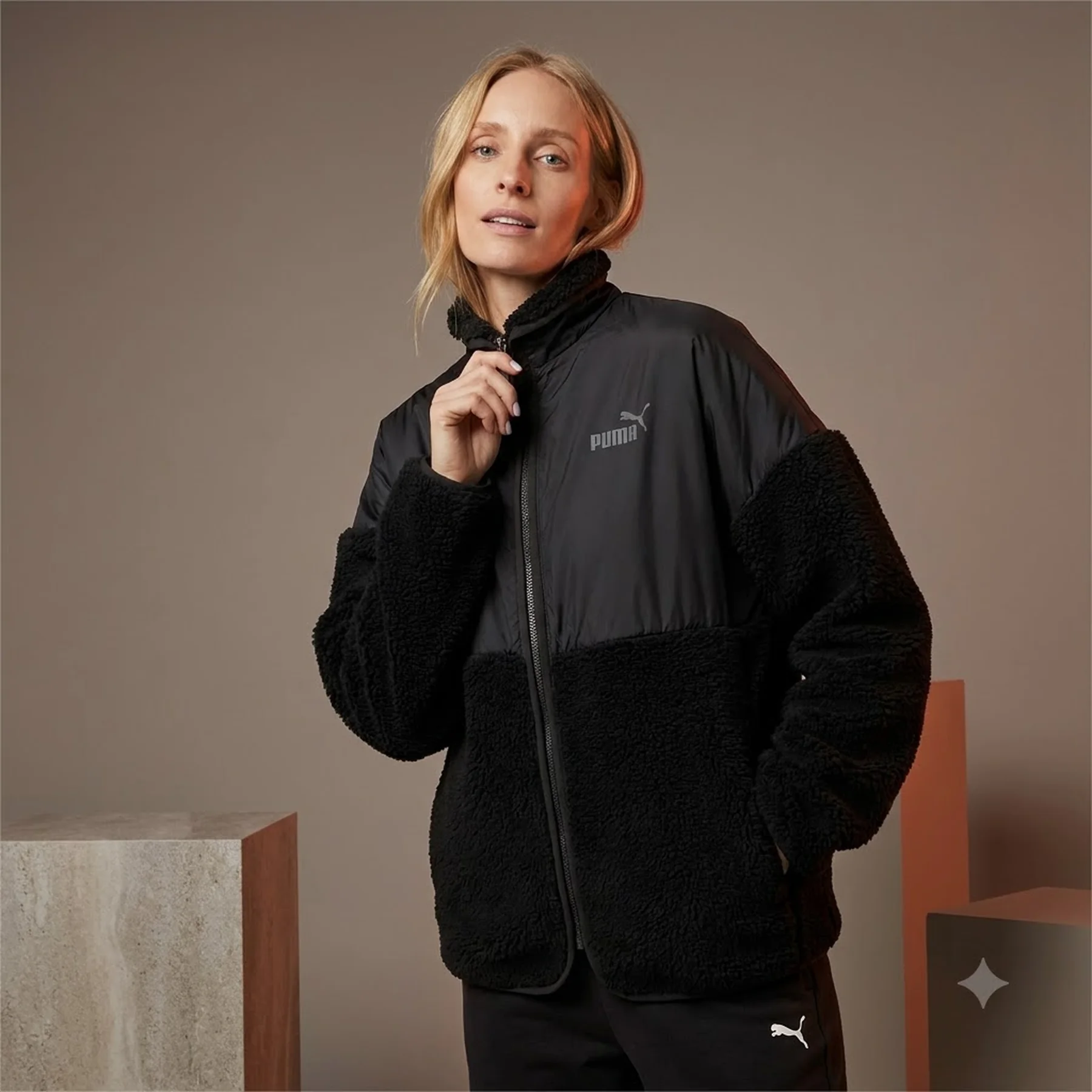 Куртка жіноча Puma Sherpa Hybrid Jacket Black (675371-01)