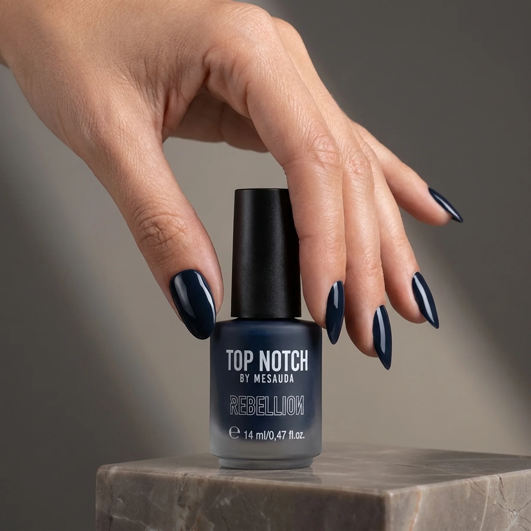 Лак для ногтей Top Notch Rebellion 14 мл 103 Tattoo Ink