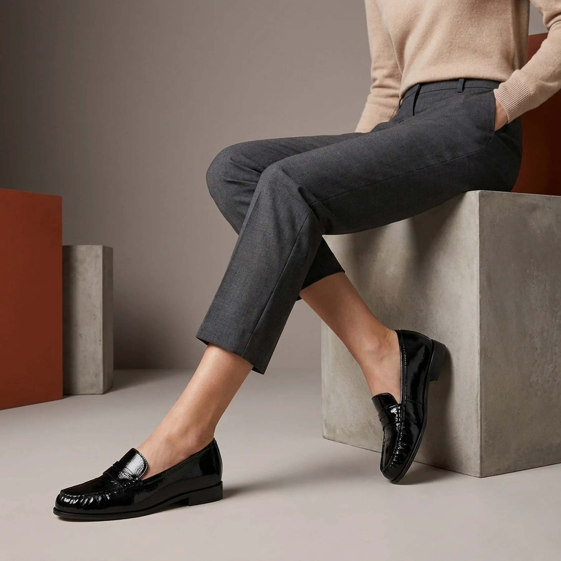 Лаковані шкіряні лофери Carlson Michael Kors 36