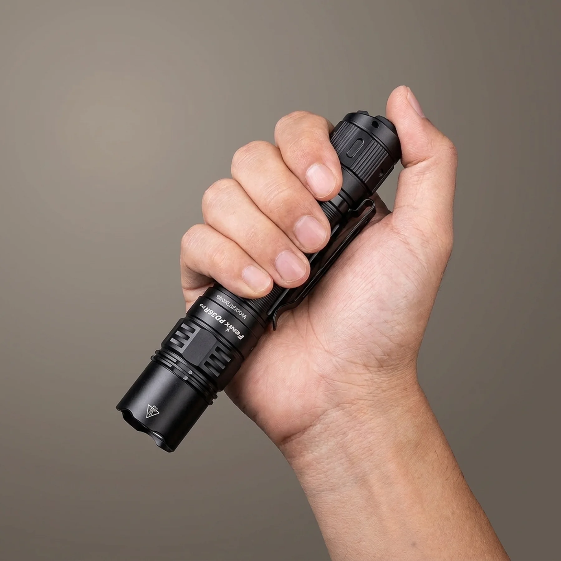 Ліхтар ручний Fenix PD36R Pro
