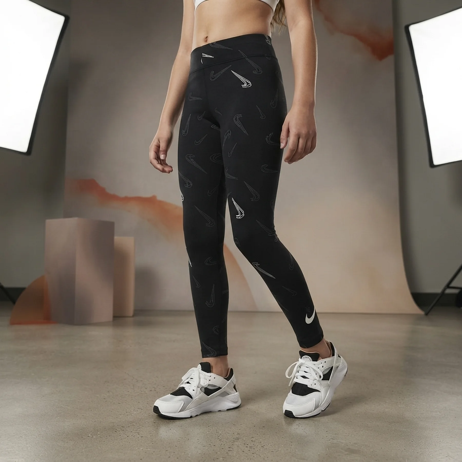 Лосіни підліткові Nike Helanke Dance (DQ5094-010)