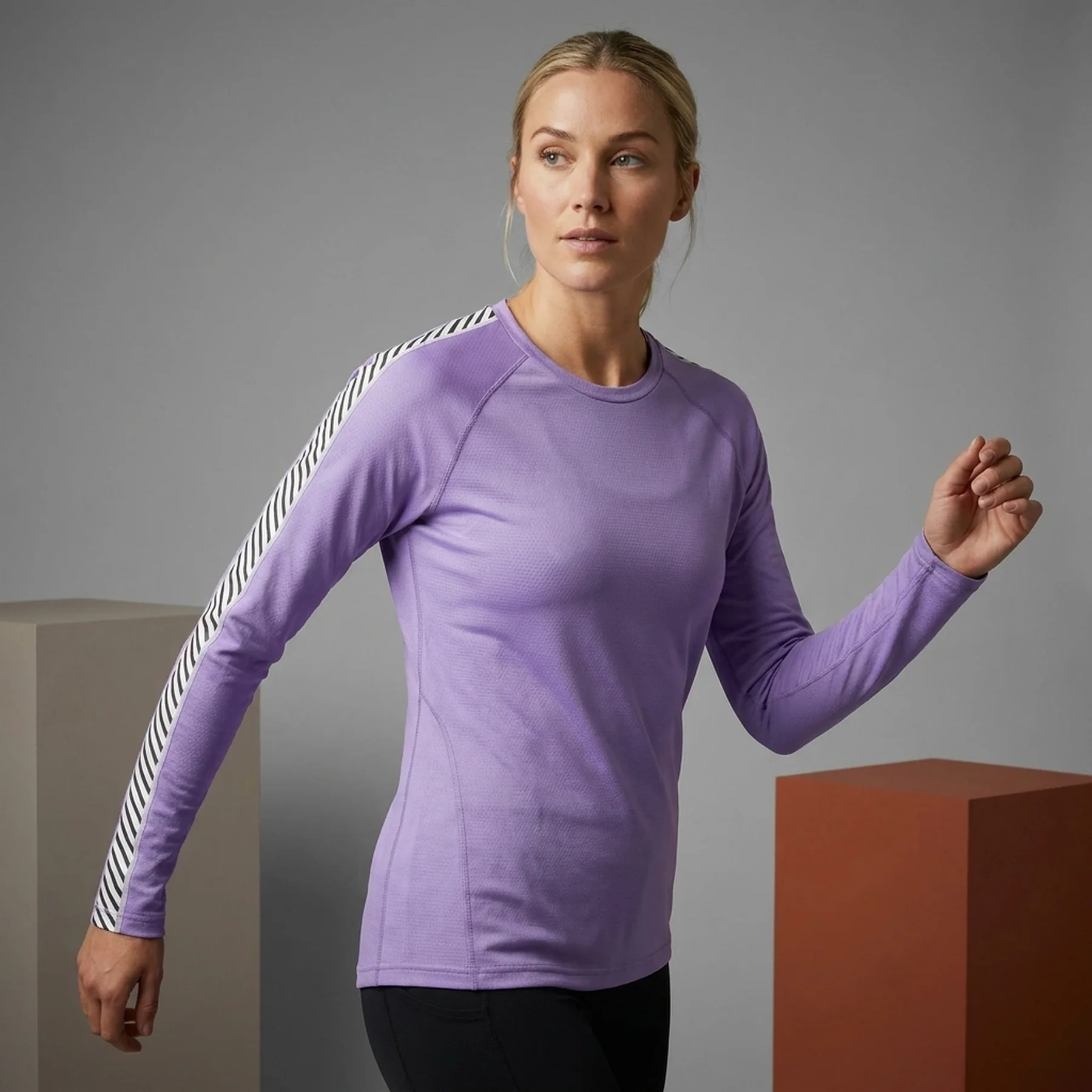 Лосіни жіночі Helly Hansen Lifa Active Stripe Crew Violet (49413-699)