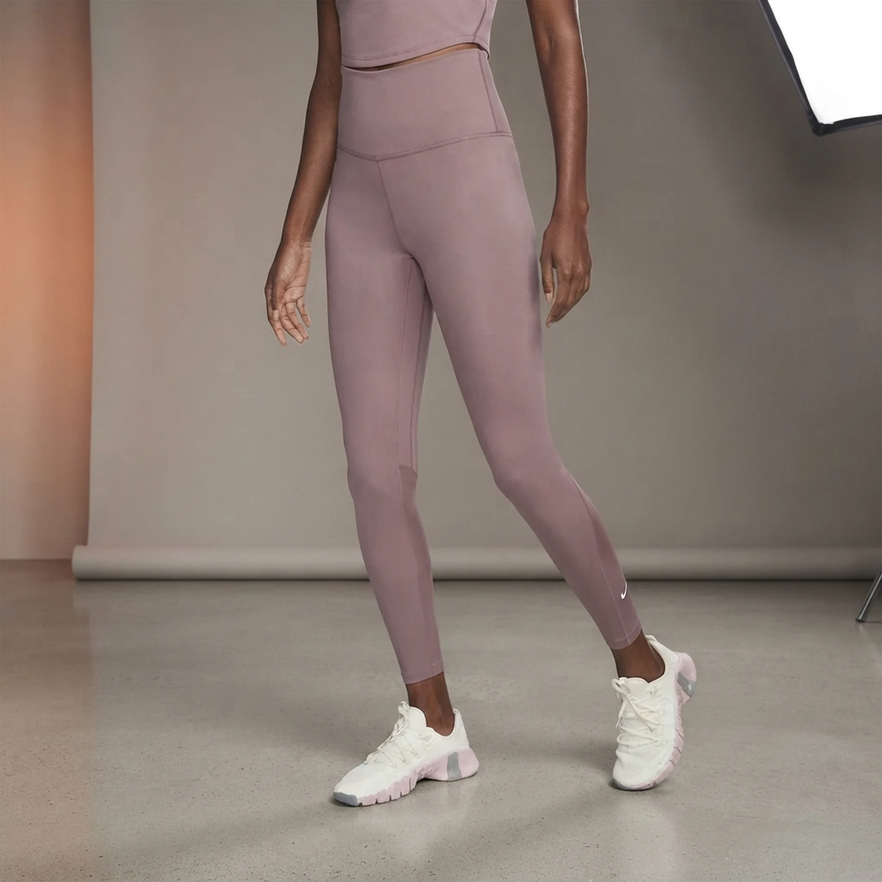 Лосіни жіночі Nike One Df Hr 7/8 Tight (DV9020-208)
