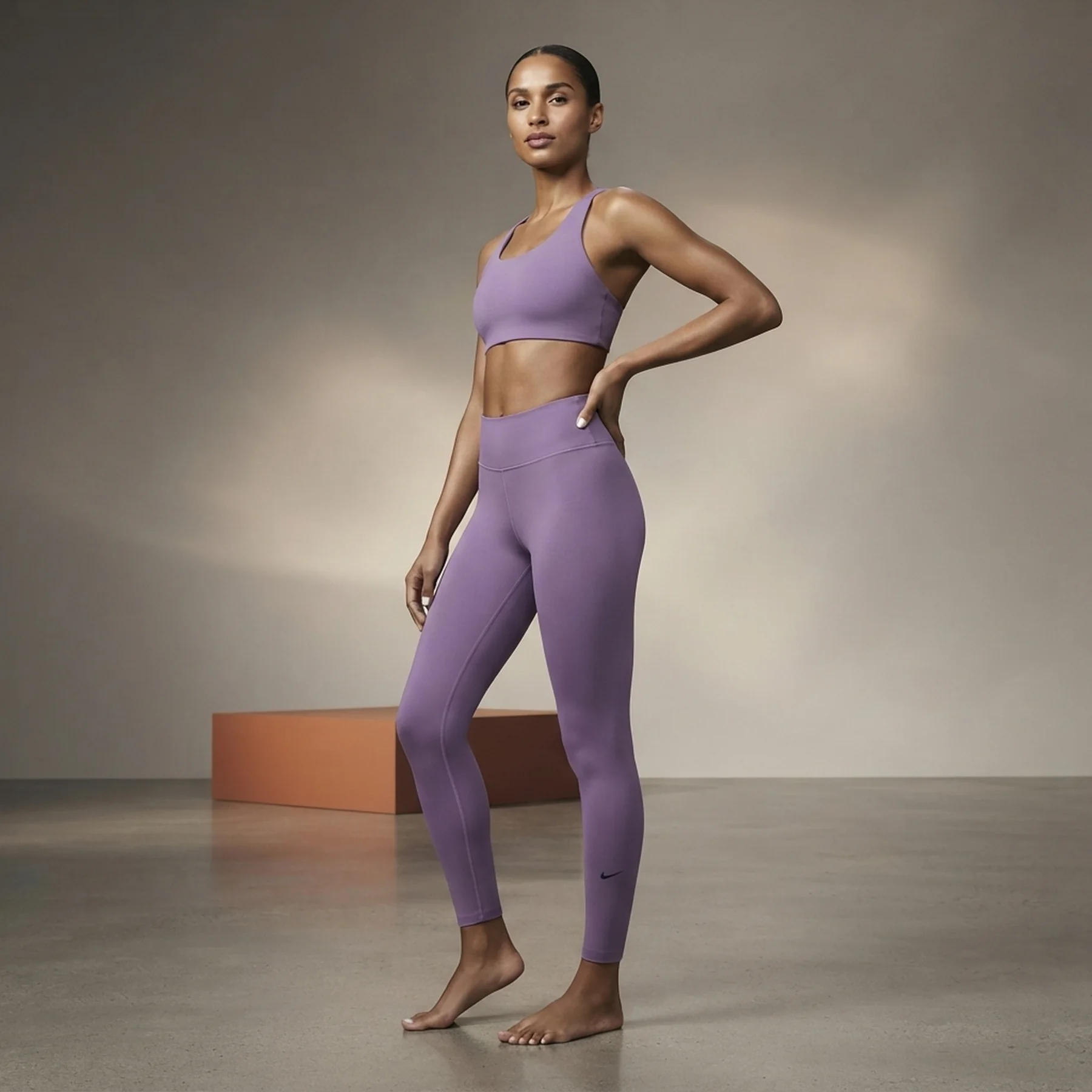 Лосіни жіночі Nike One Luxe (AT3098-528) — Спортивні аксесуари
