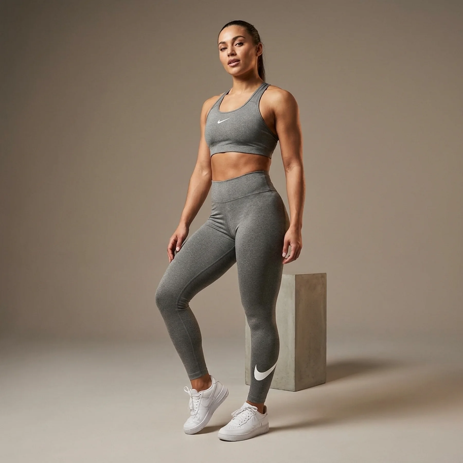 Лосіни жіночі Nike Sportswear Essential (CZ8530-063)